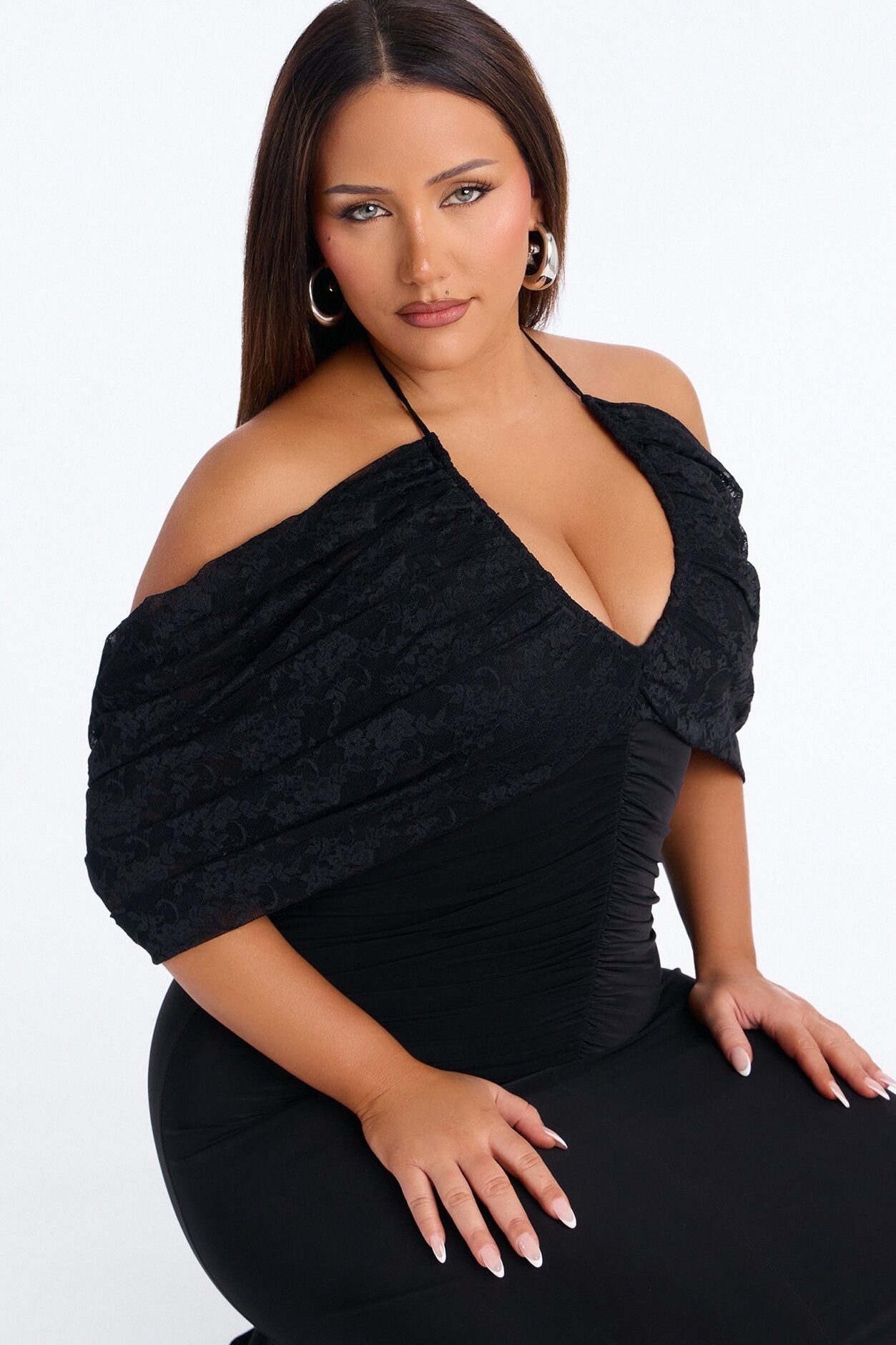 Loveable Aura Lace Maxi Dress - Black image 8