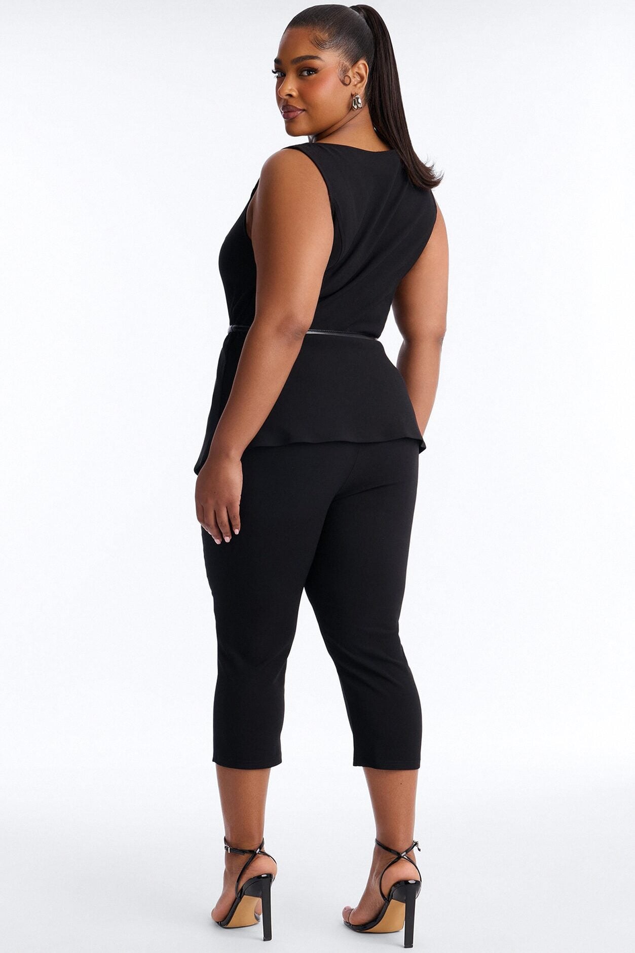 Taryn Belted Capri Jumpsuit - Black image 7