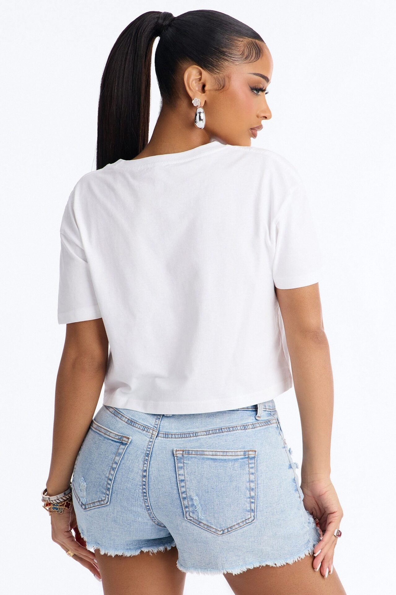 Simple And Modern Cropped Tee - White image 3