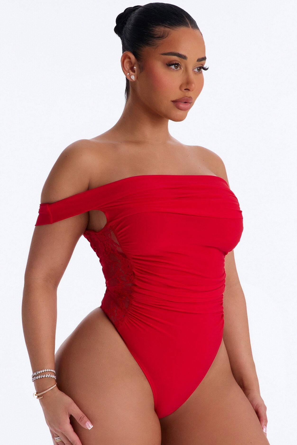 Show A Little Lace Off Shoulder Bodysuit - Red image 2