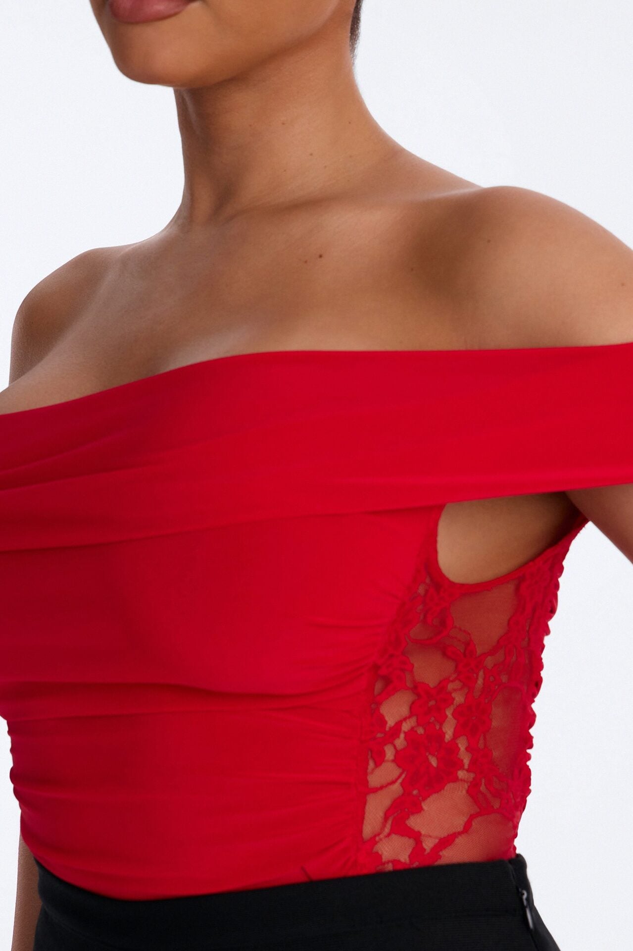 Show A Little Lace Off Shoulder Bodysuit - Red image 4