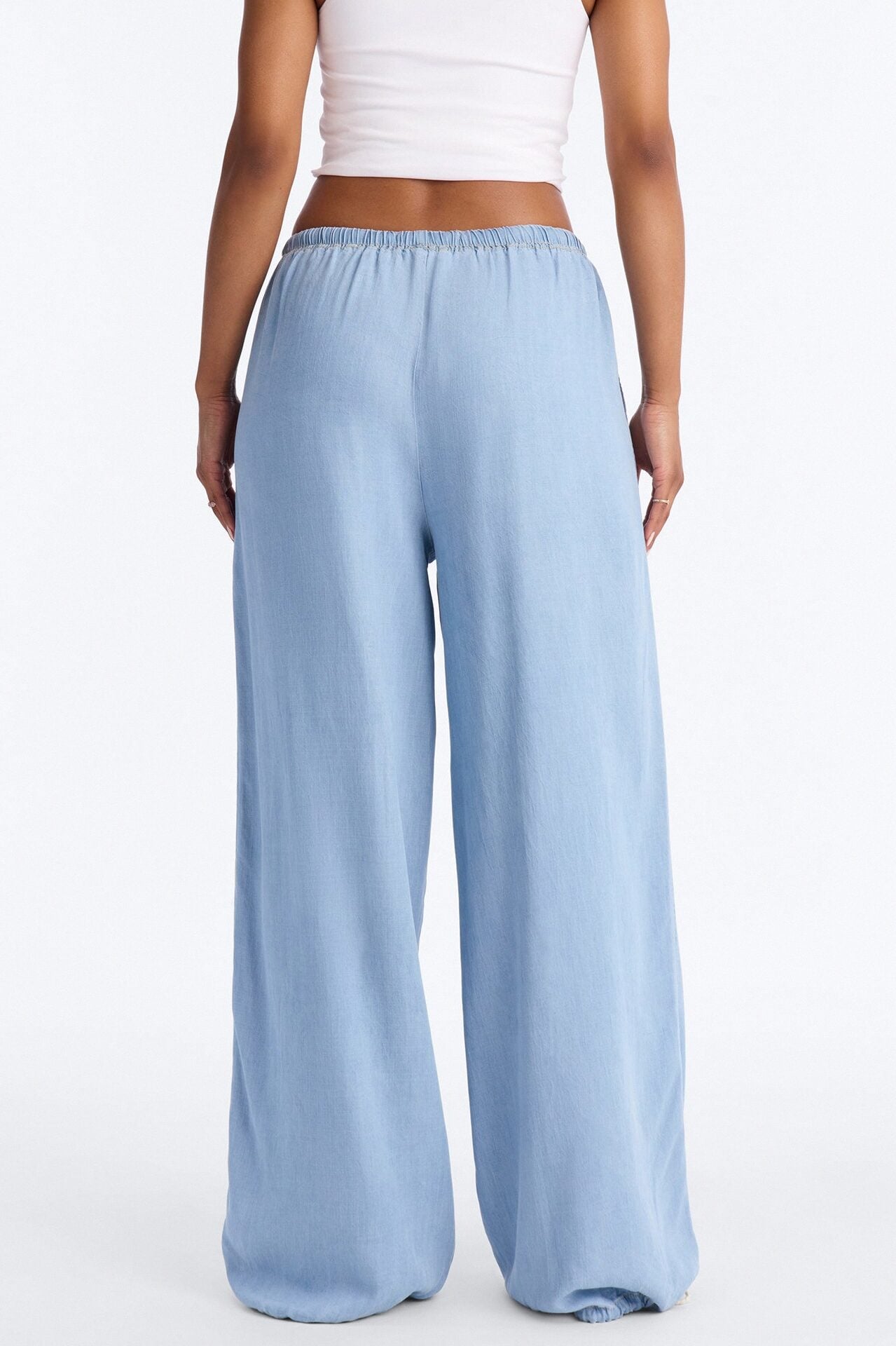 Passport Ready Loose Fit Tie Waist Drapey Jeans - Light Wash image 4