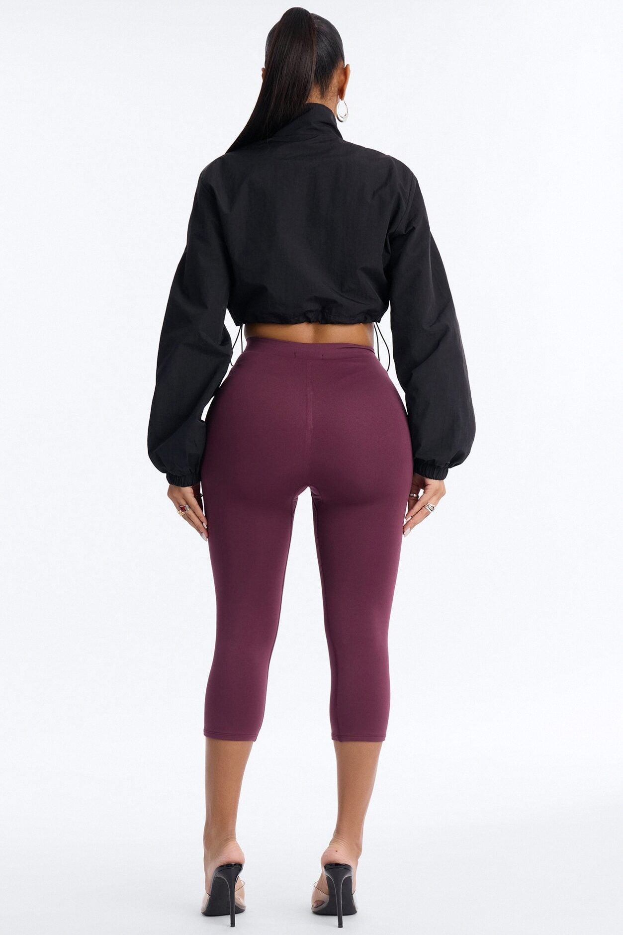 Seamless Smooth Double Lined Capri Pant - Plum image 3