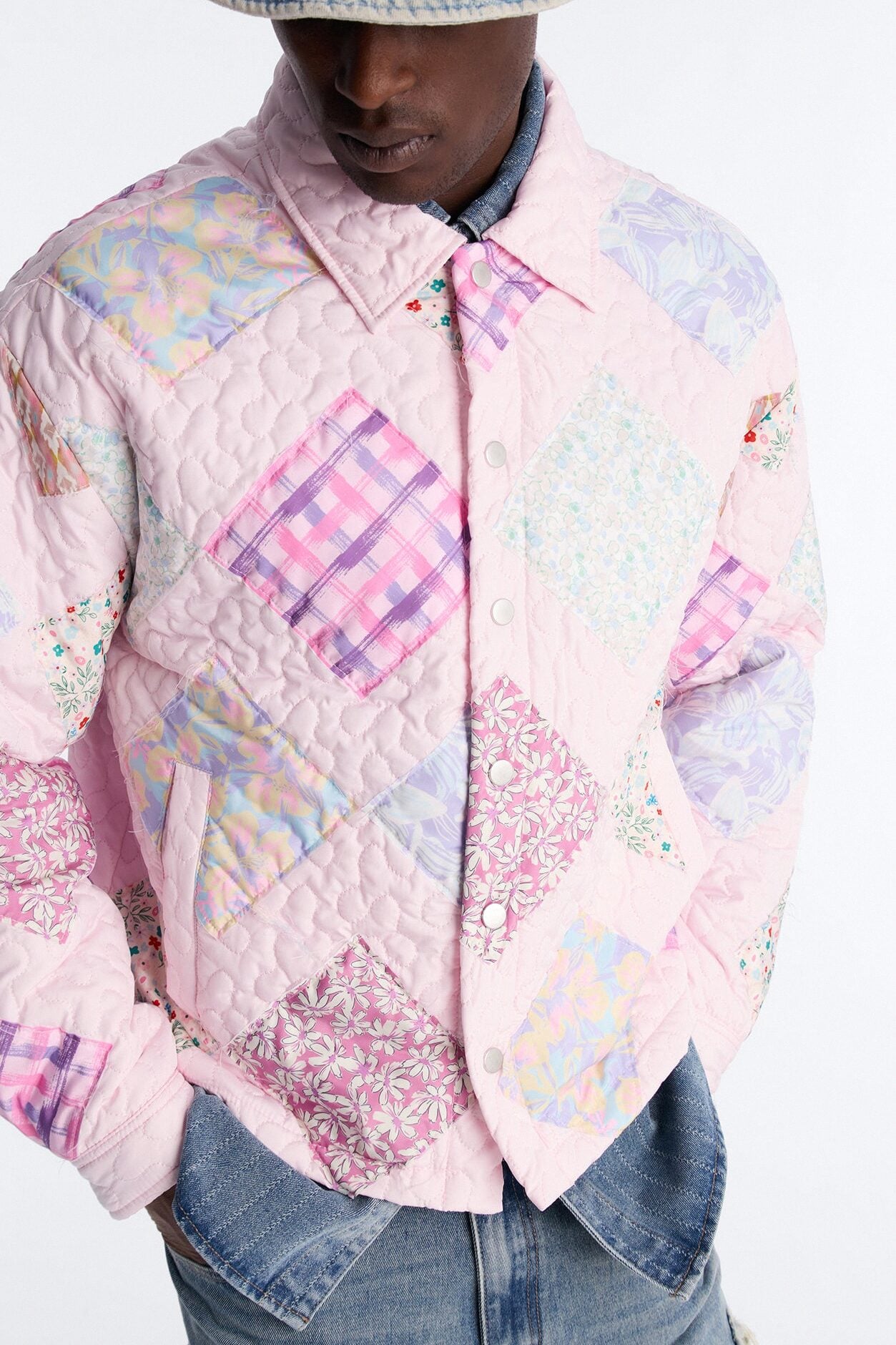 Cropped Quilted Frayed Patchwork Work Jacket - Pink image 3