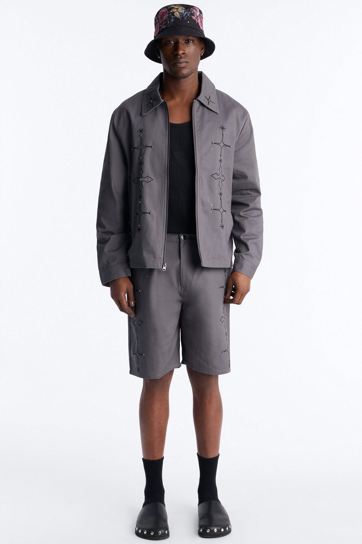 Relaxed Vatican City Stitched Embellished Short - Grey image 3