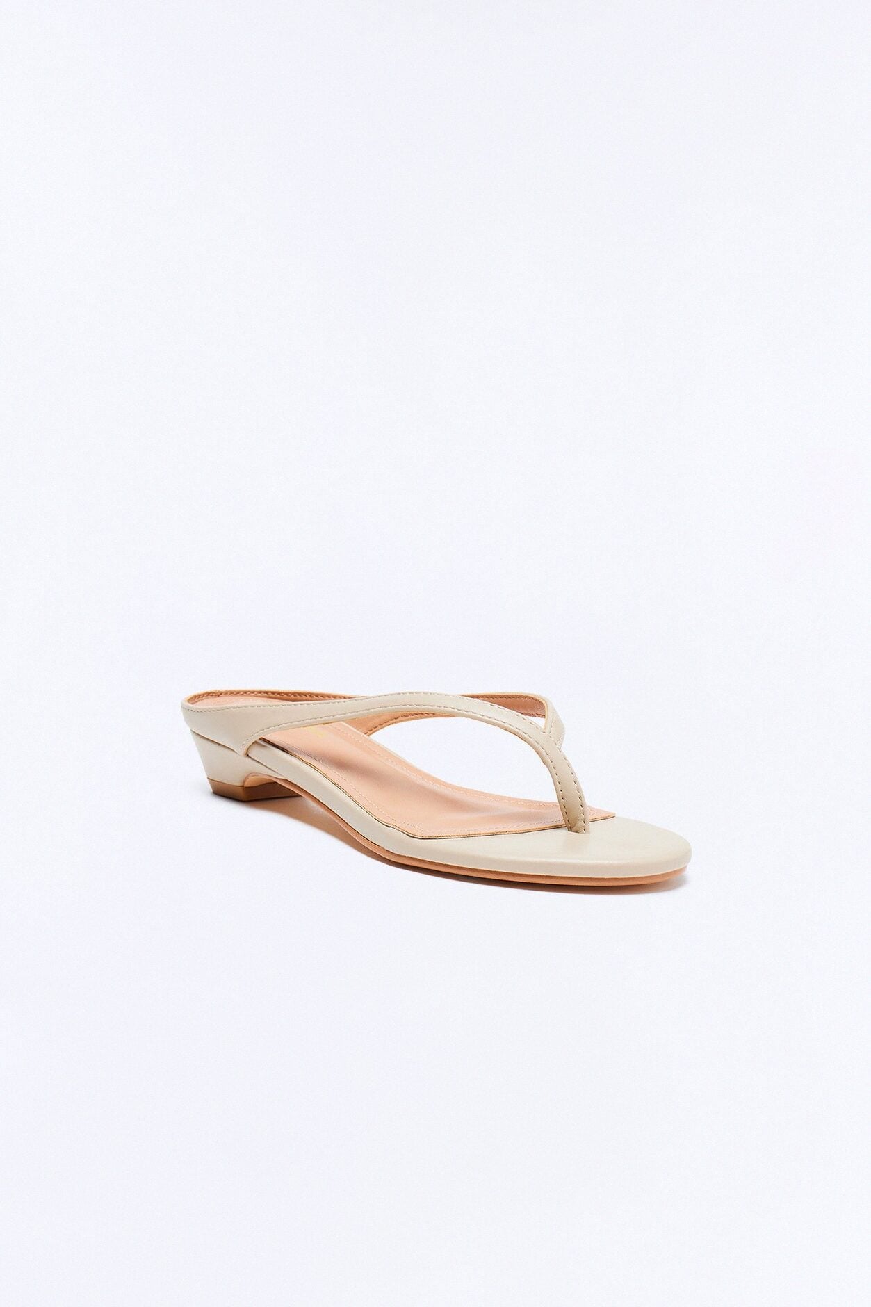 Pippy Flip Flops - Sand image 3