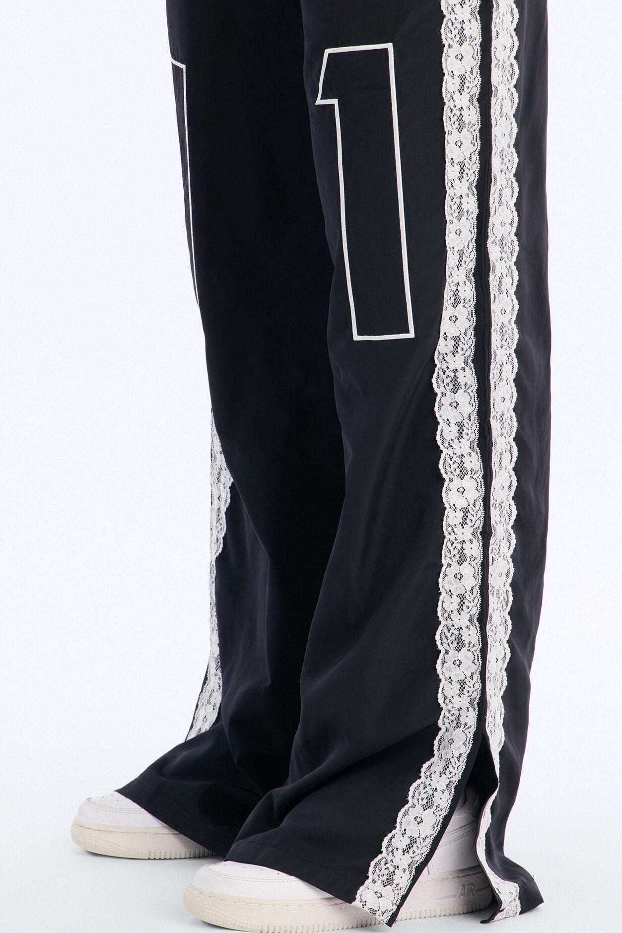 Lucky You Laced Windbreaker Lounge Pant - Black image 3