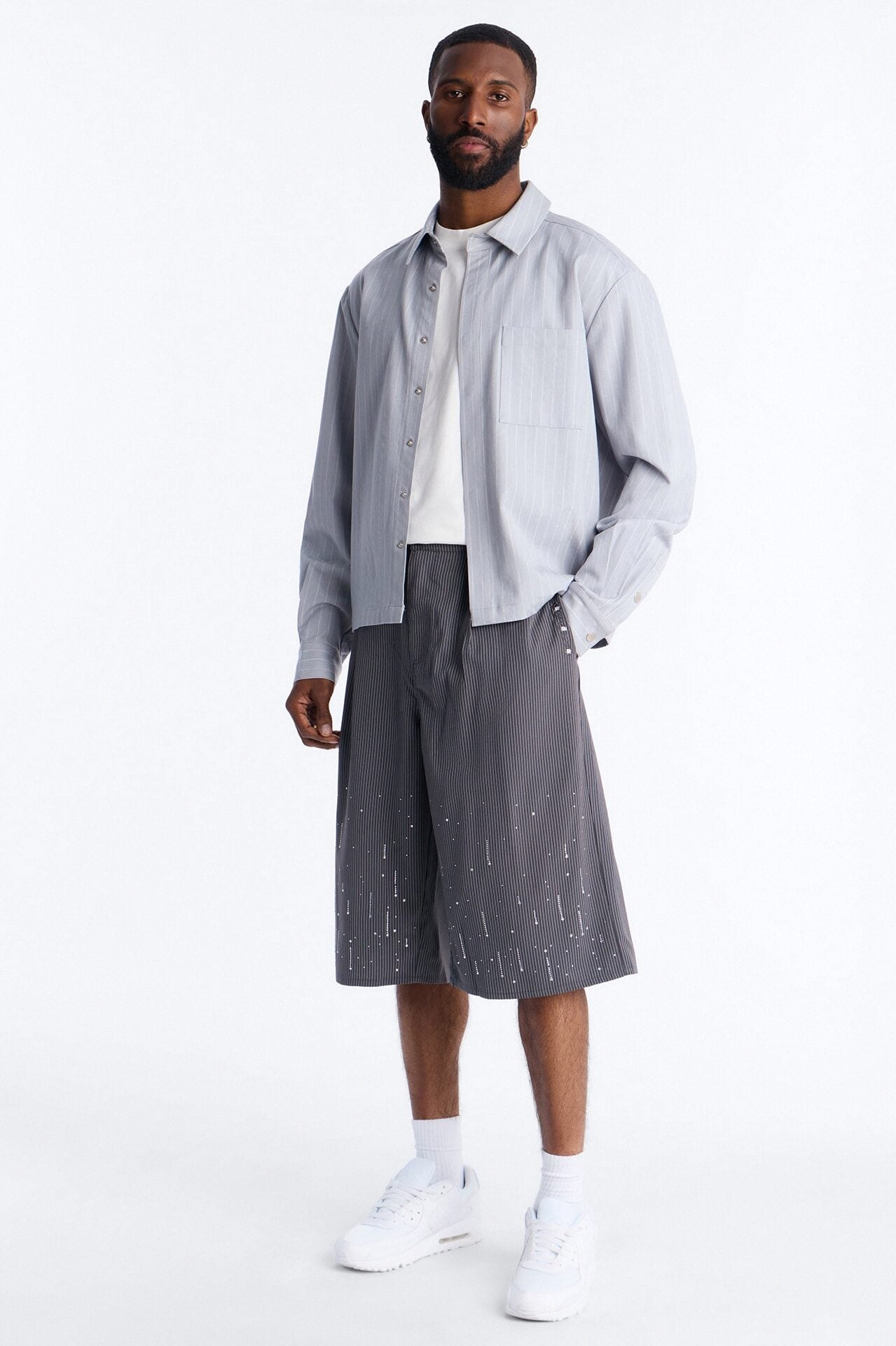 Baggy Center Stage Embellished Short - Grey image 2