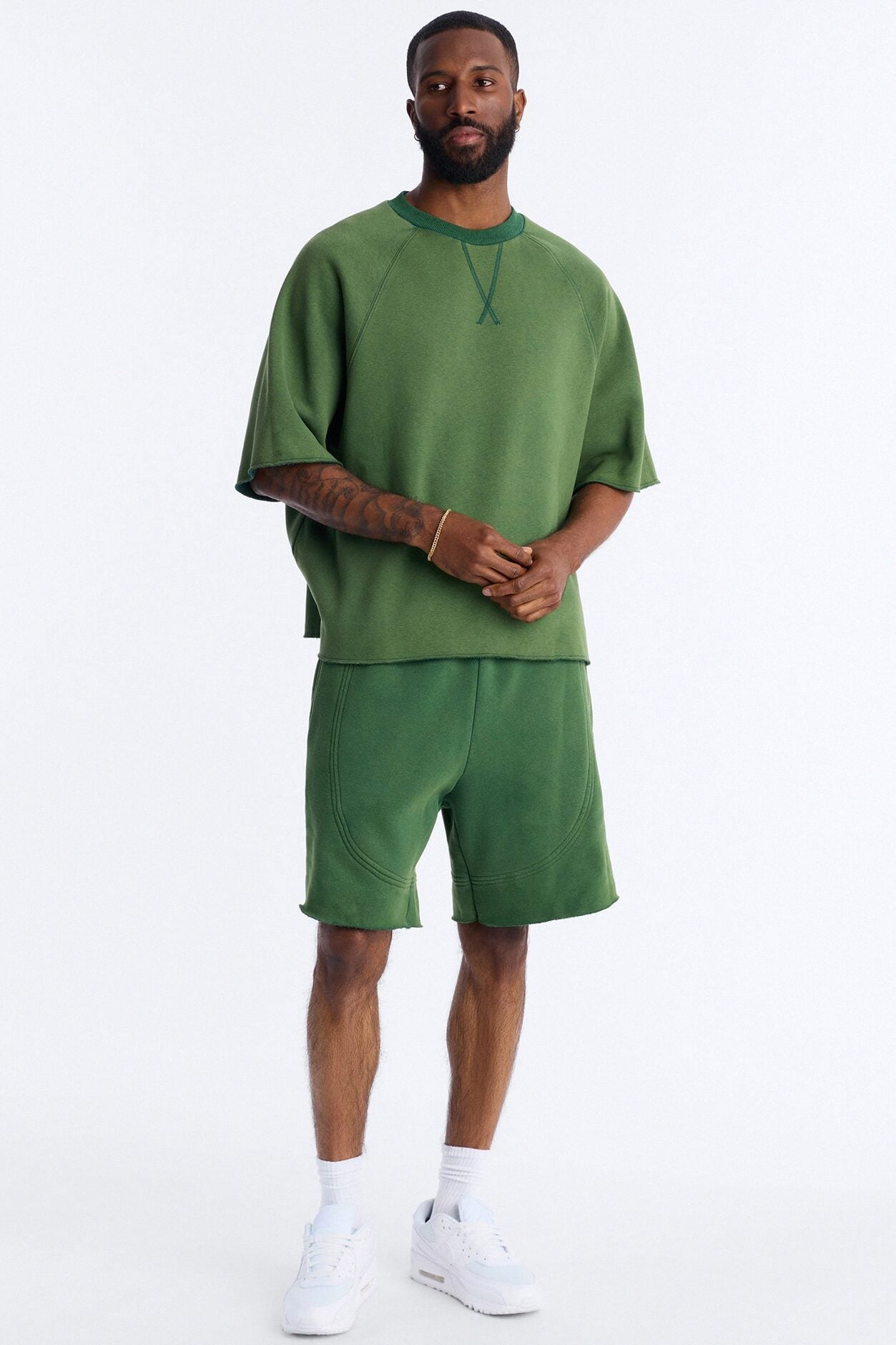 Washed Raw Edge Baggy Sweatshort - Green image 2