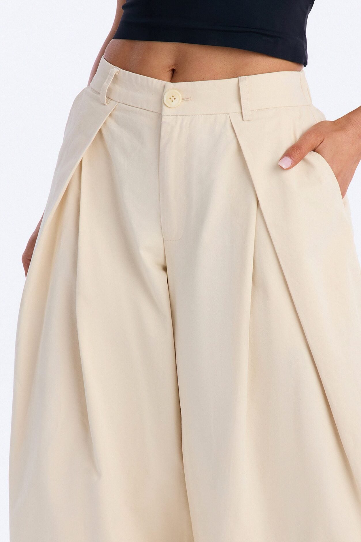 Daphnie Mid Rise Wide Leg Pleated Pant - Khaki image 3