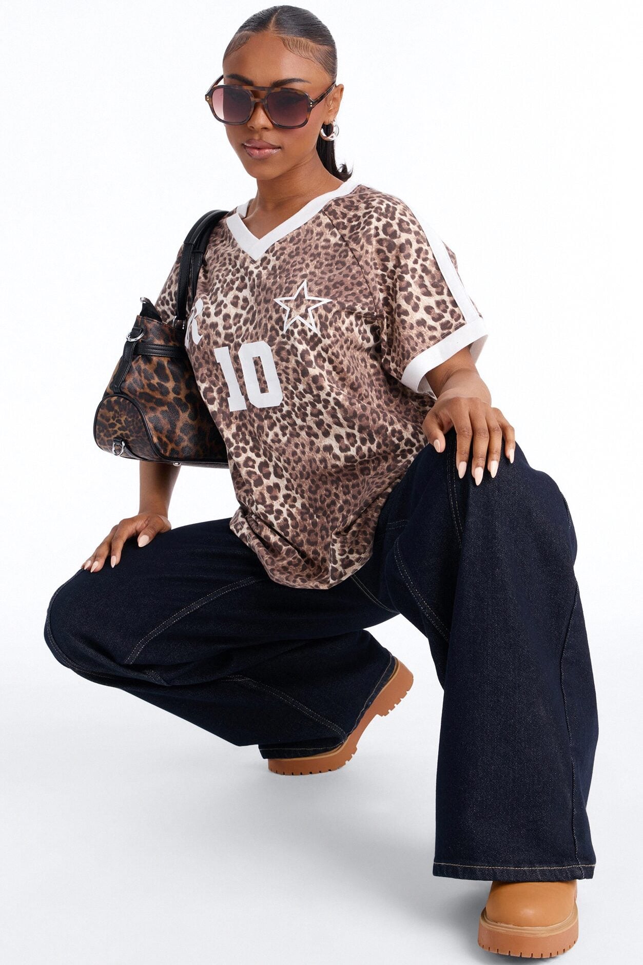 Leopard League V Neck Short Sleeve Tshirt - Leopard image 3