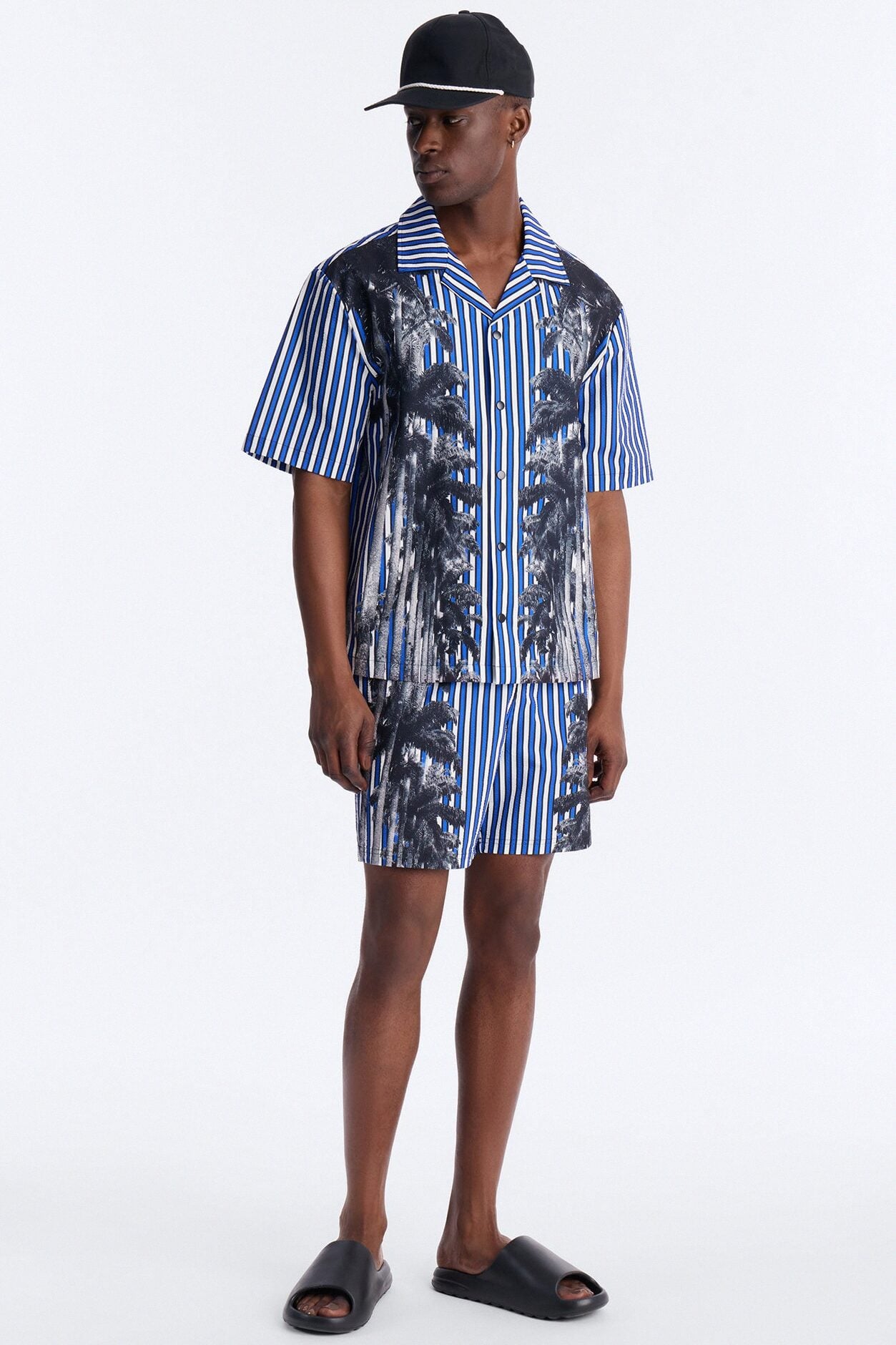 Relaxed Palm Haven Striped Seersucker Cuban Collar Button Up Shirt - Blue image 2