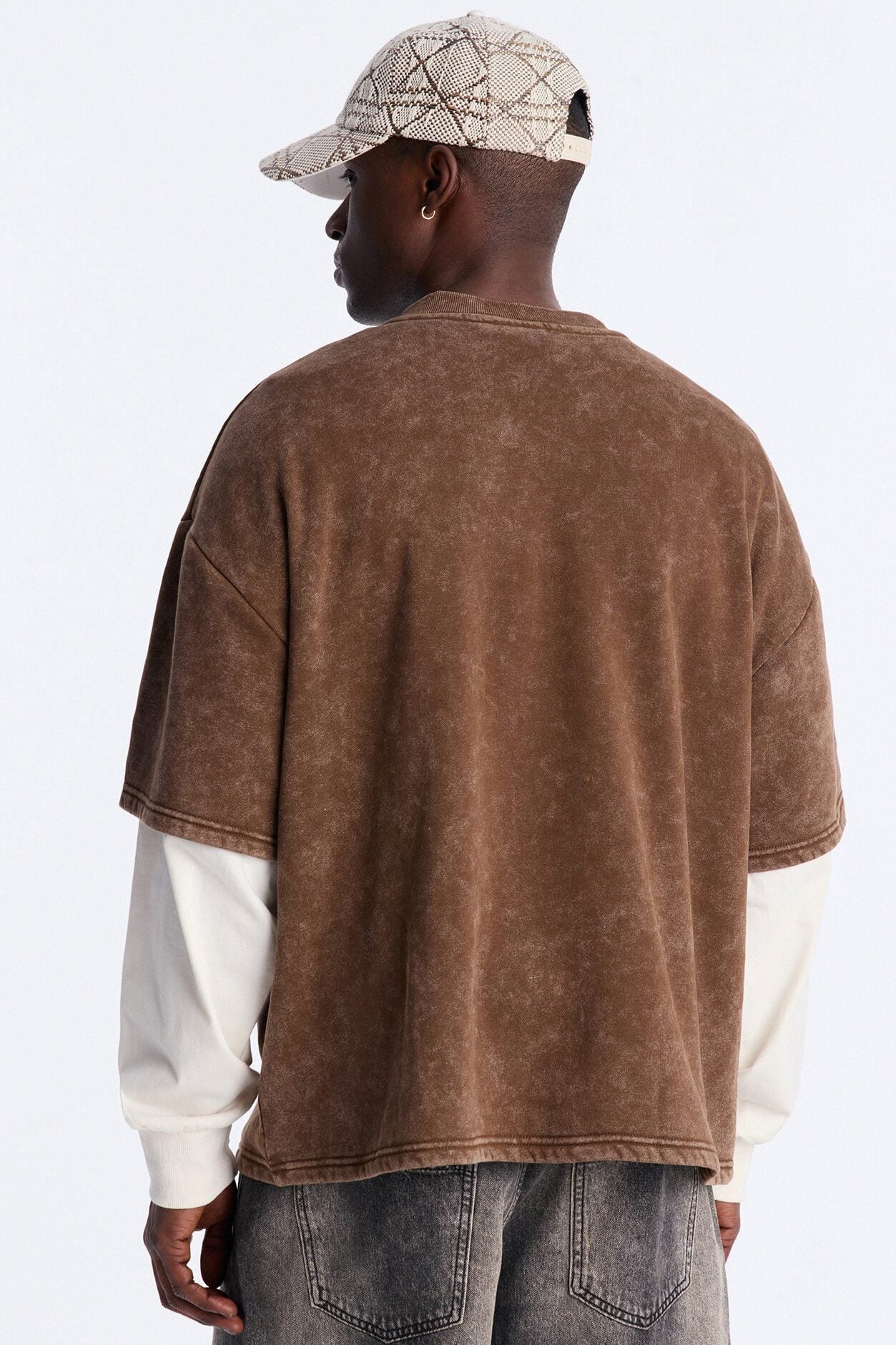 Von Dutch Studio Oversized Fleece Twofer - Brown image 4