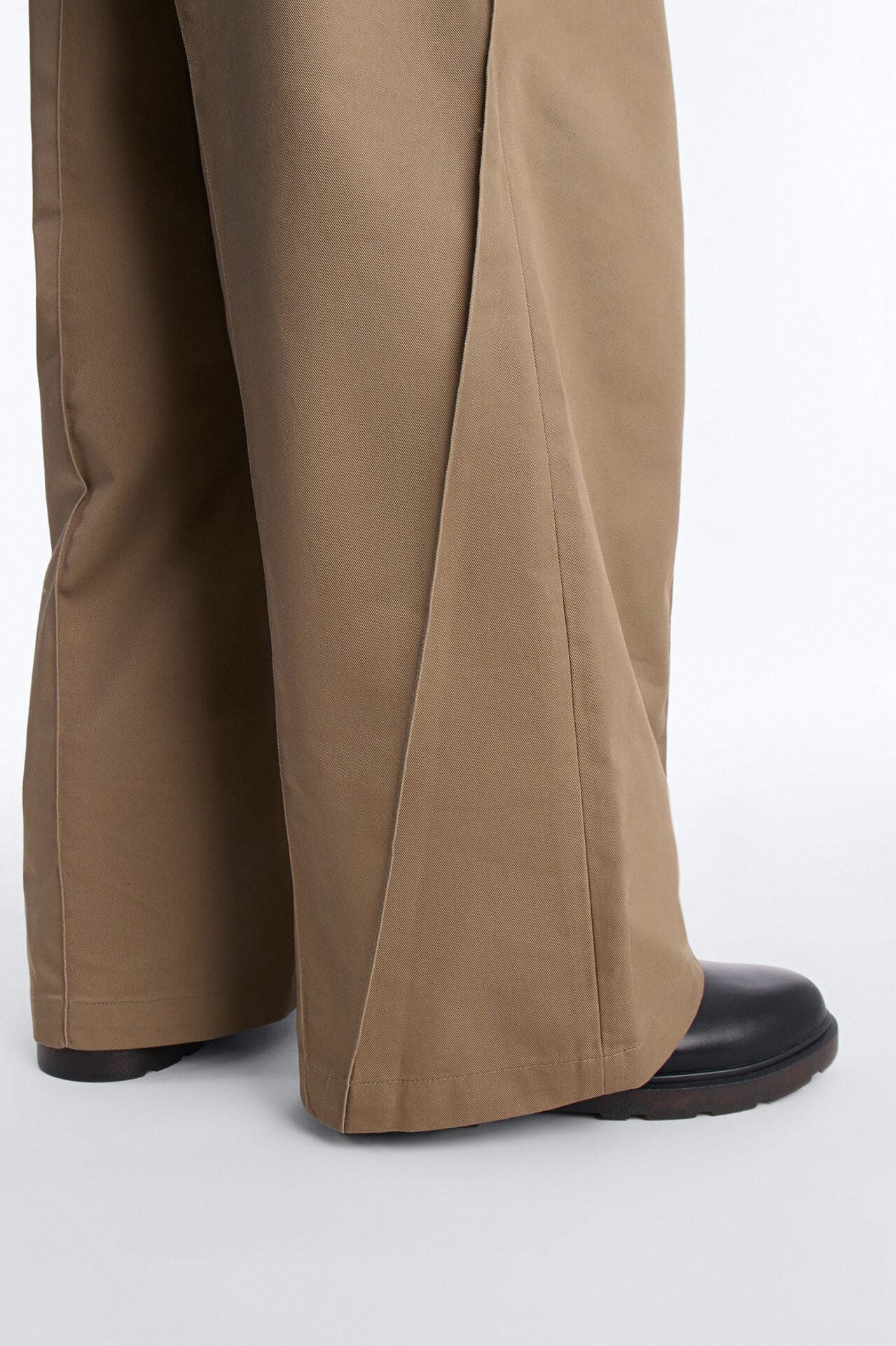 Wide Leg Doheny Abstract Blade Trouser - Tan image 5