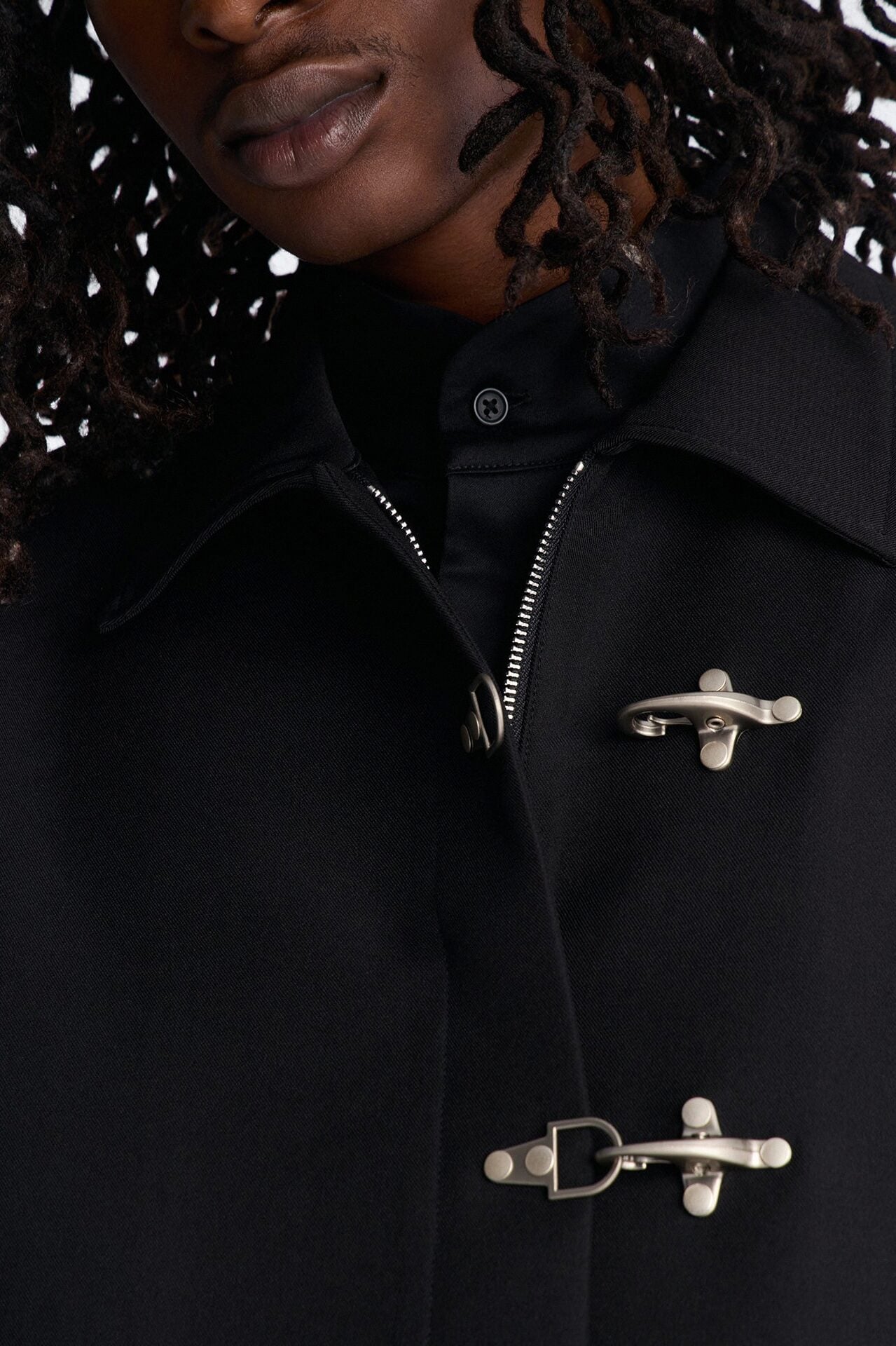 Relaxed Vie Clasp Closure Jacket - Black image 4
