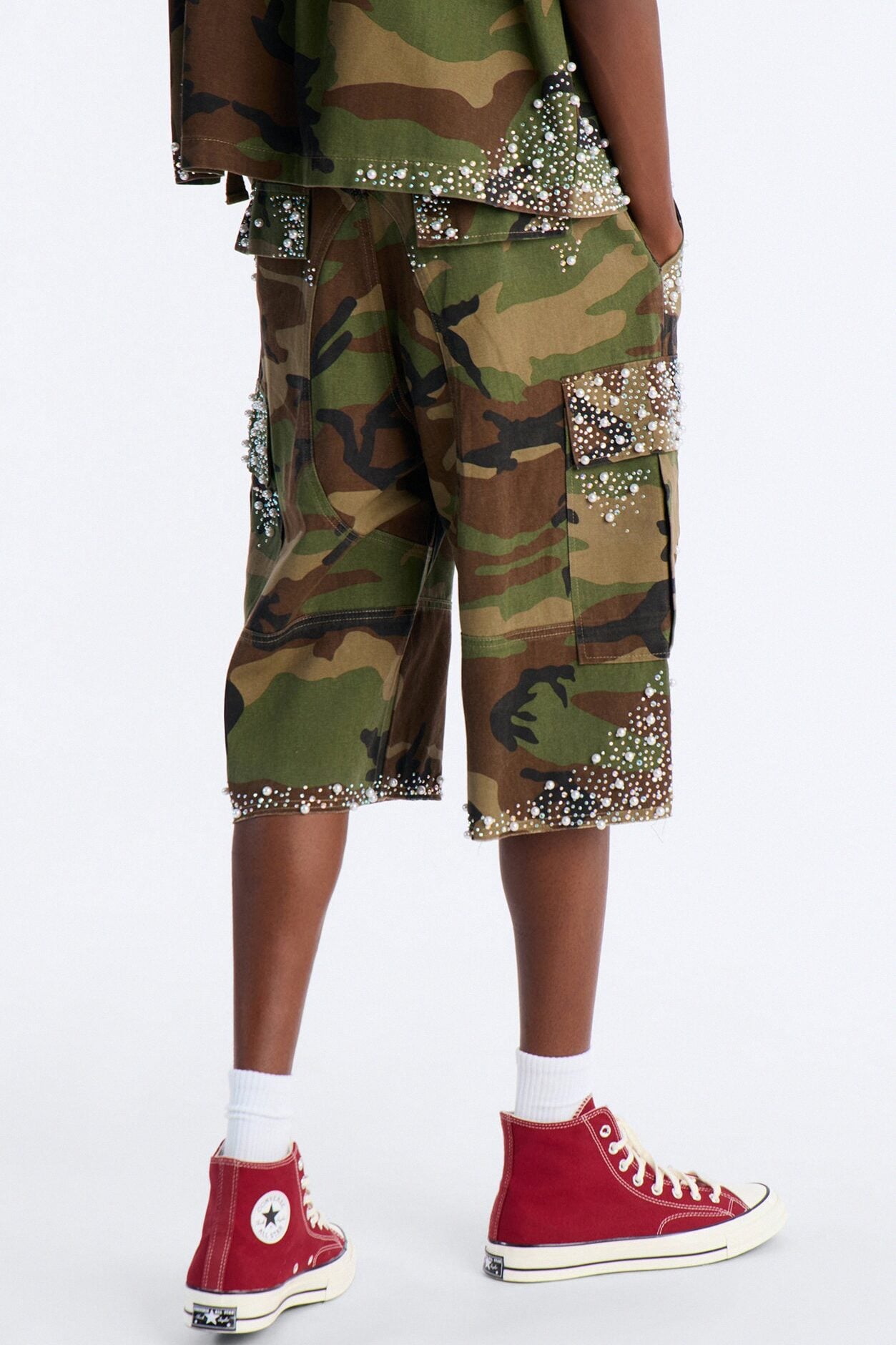 Baggy Pearl World Embellished Short - Camouflage image 4