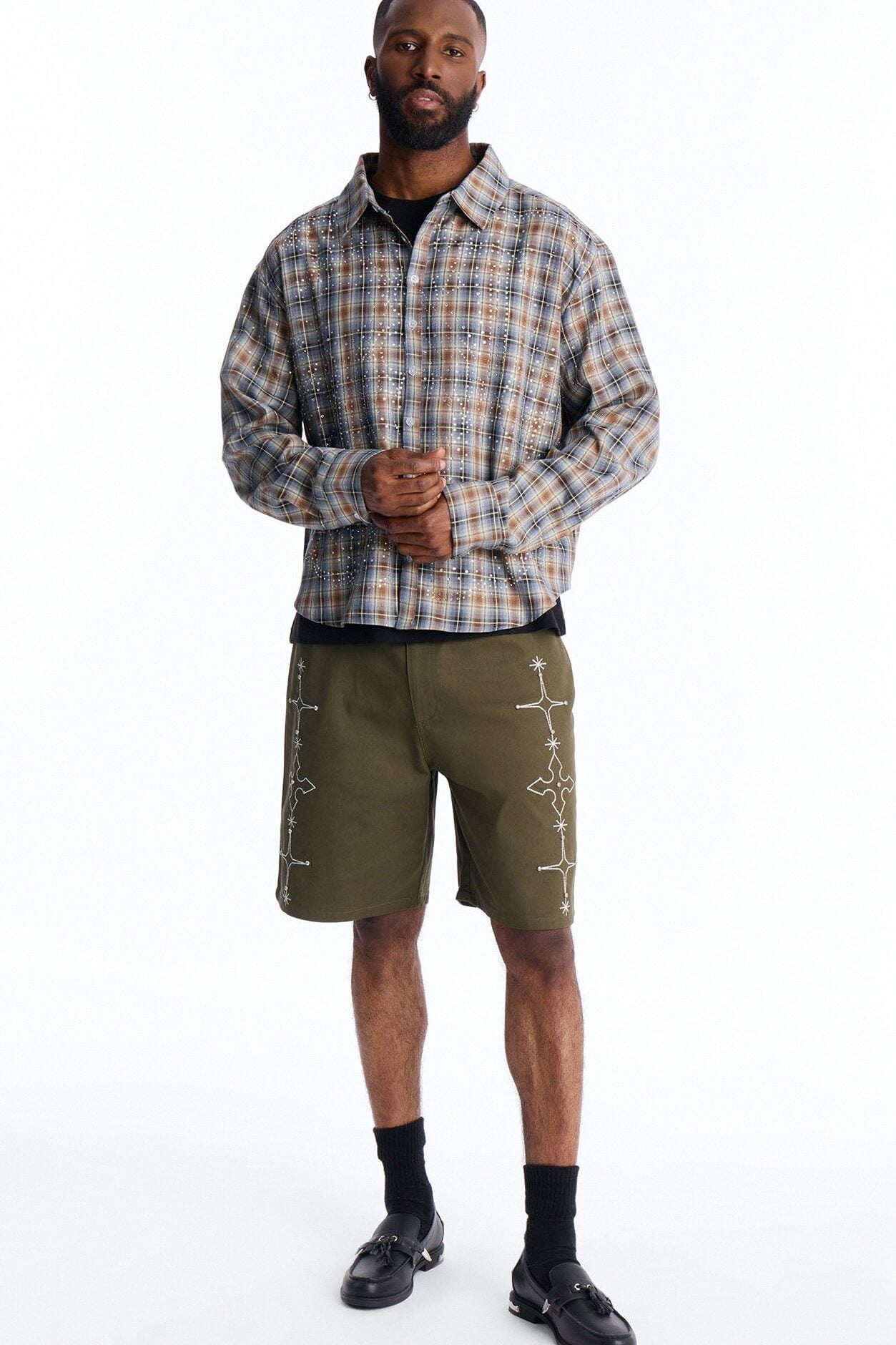 Relaxed Vatican City Stitched Embellished Short - Olive image 3