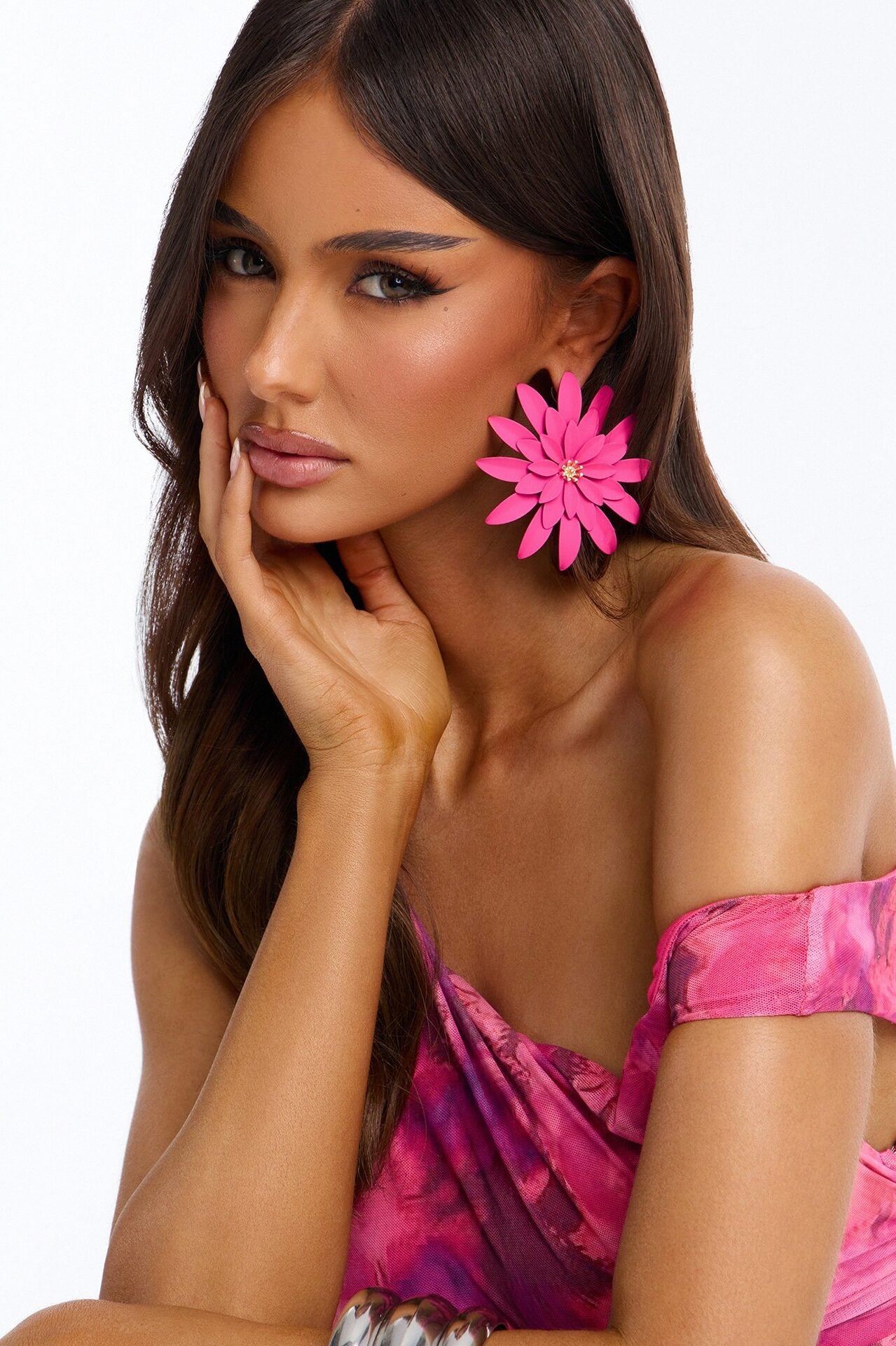 She Is The Moment Floral Earrings - Pink image 2