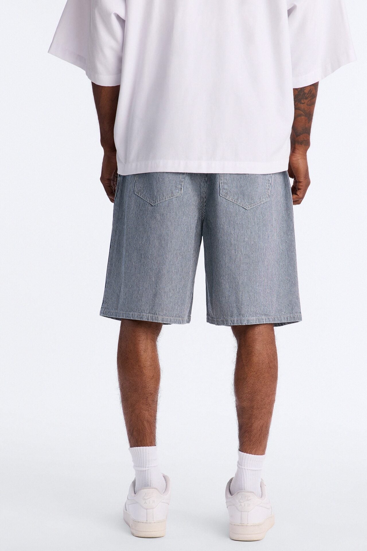 Relaxed Adore Me Double Waistband Pinstripe Short - White/Blue image 4
