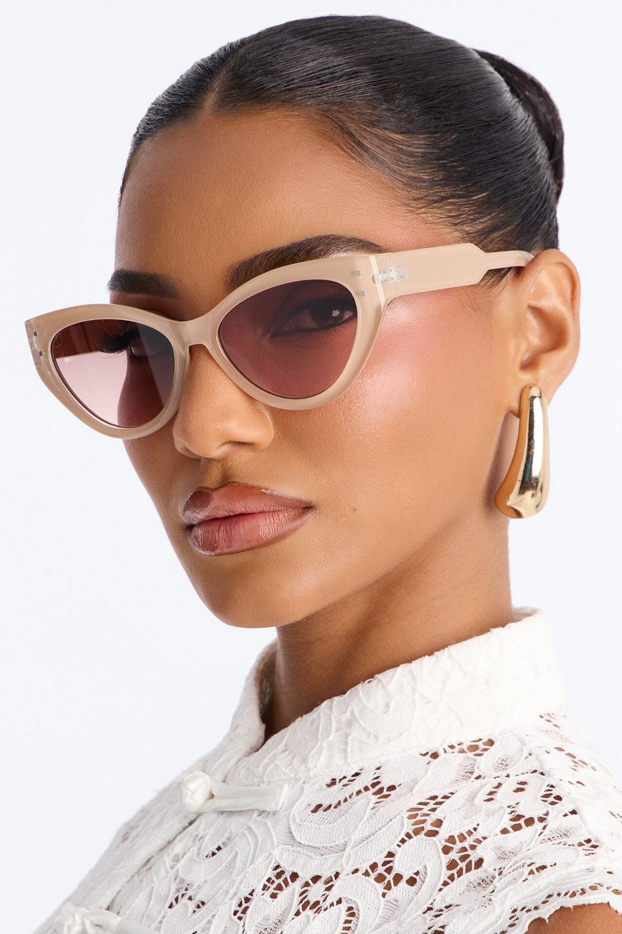 Cloud Nine Sunglasses - Nude image 2