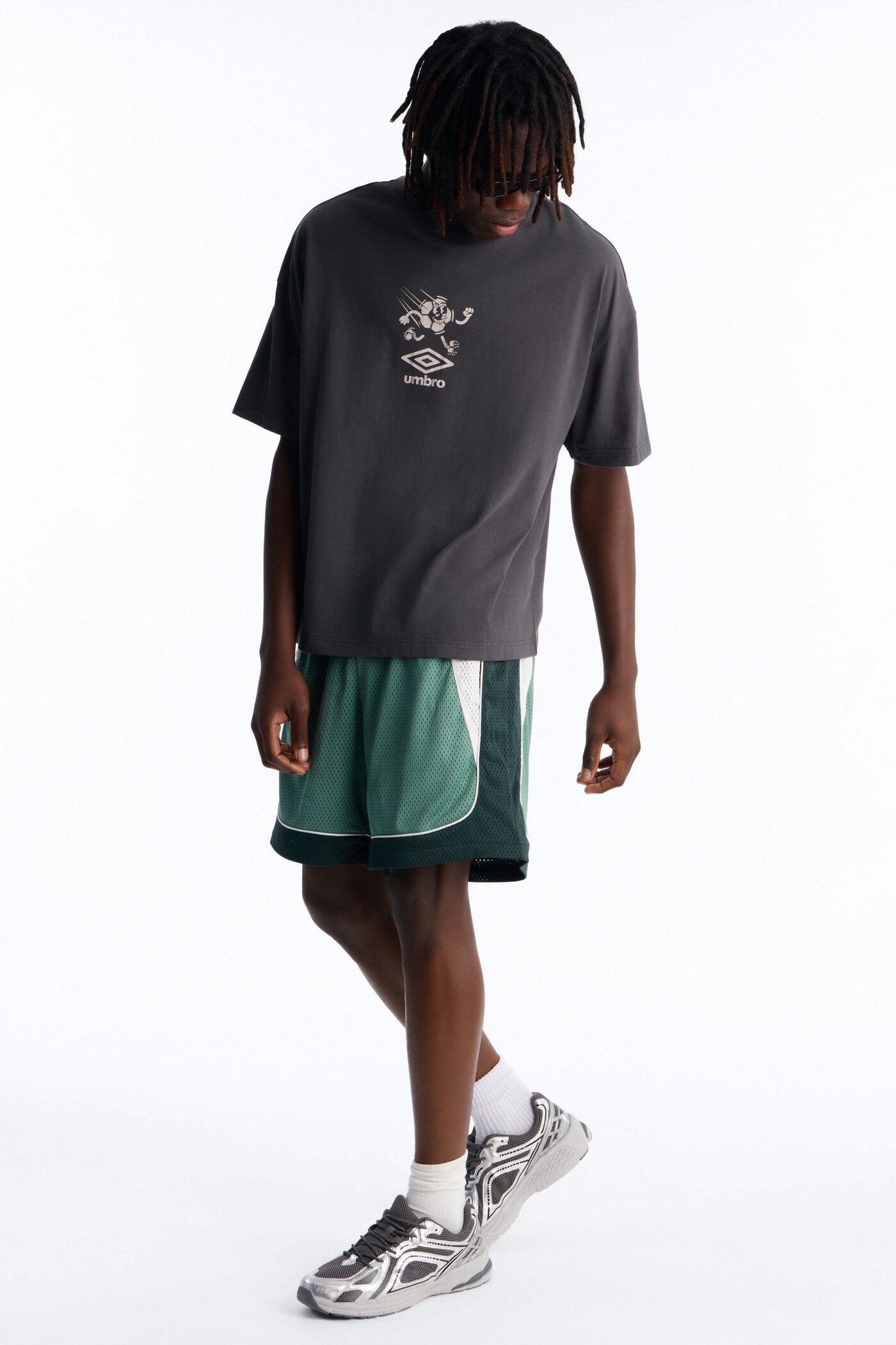Umbro International Soccer 2026 Short Sleeve Tee - Black image 2