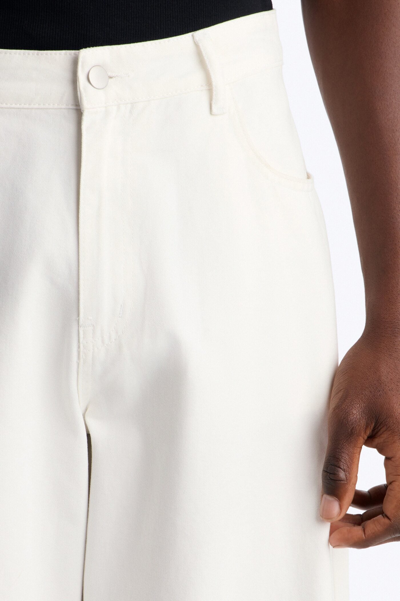 Coast Barrel Jean - Off White image 3