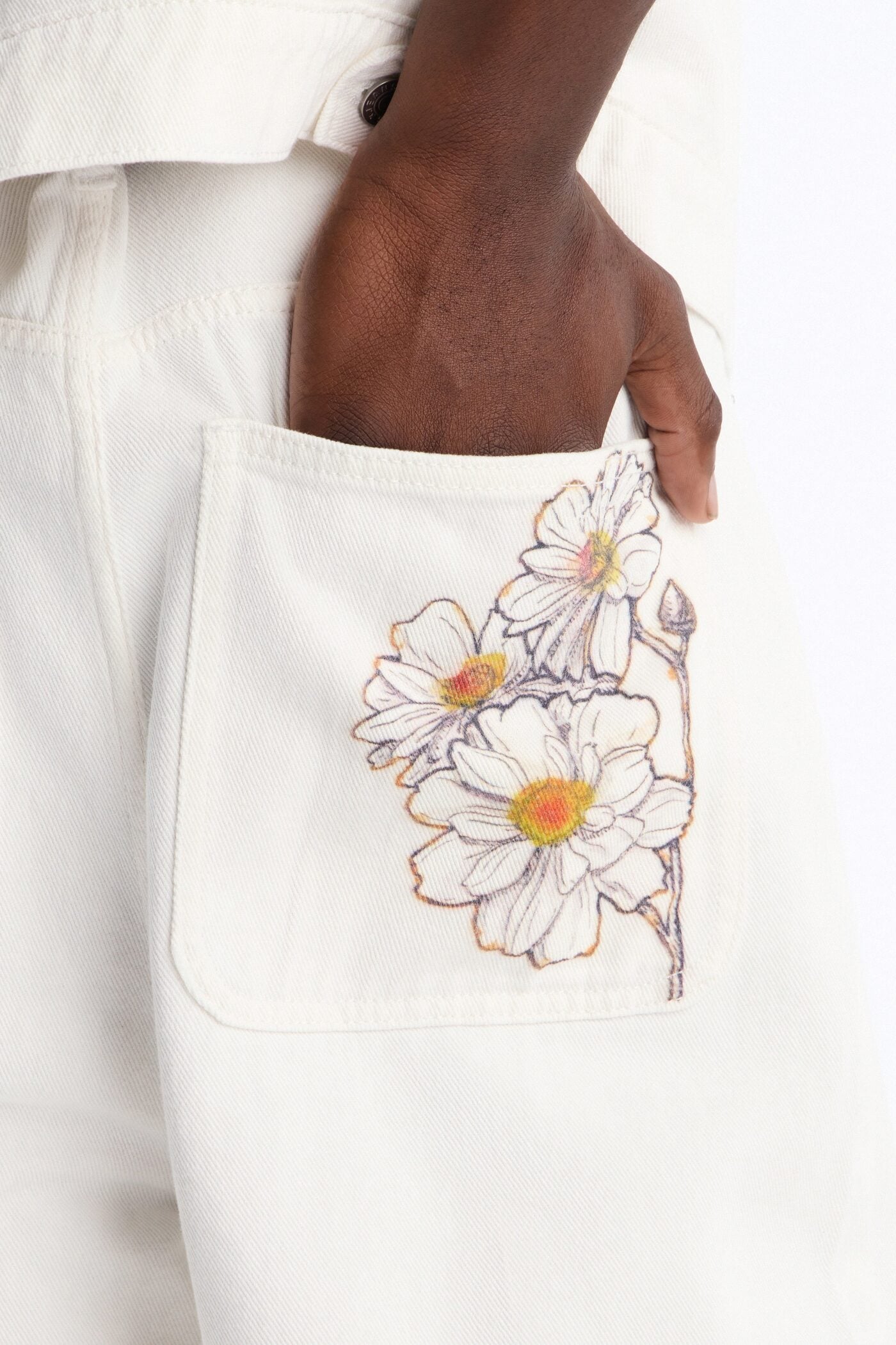 Maison Flora Baggy Jean - White image 4