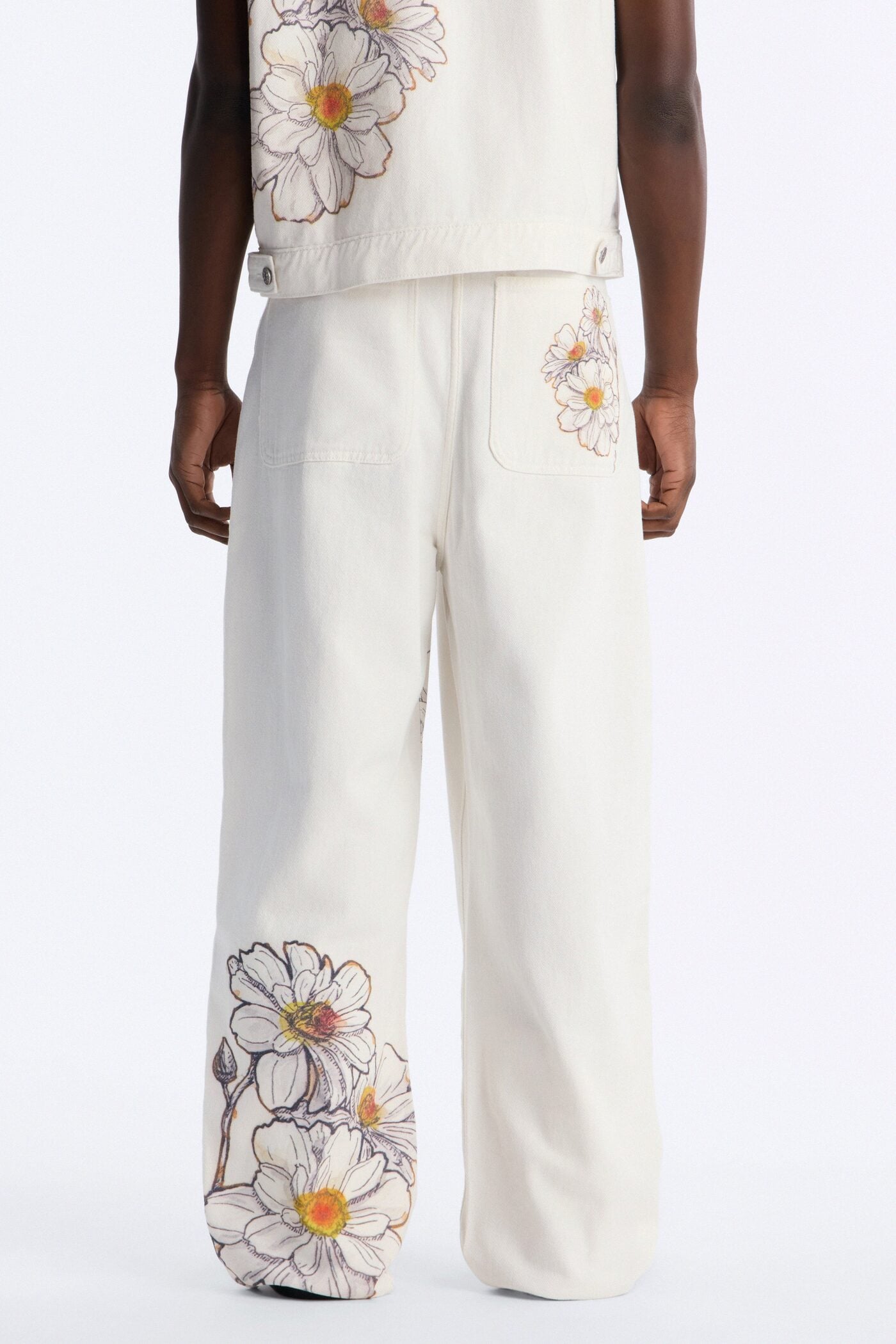 Maison Flora Baggy Jean - White image 5