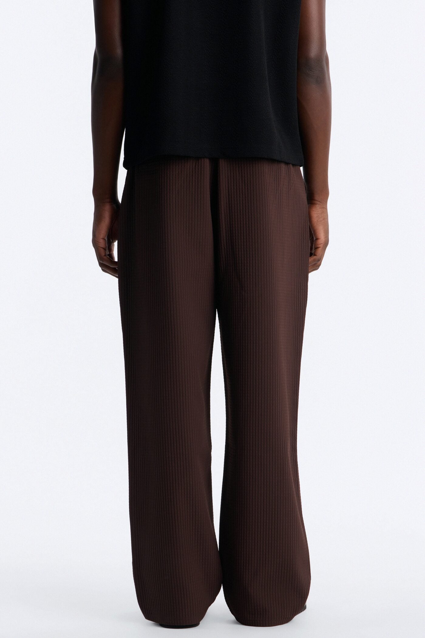 Baggy Lightweight Textured Esplanade Trouser - Dark Brown image 3