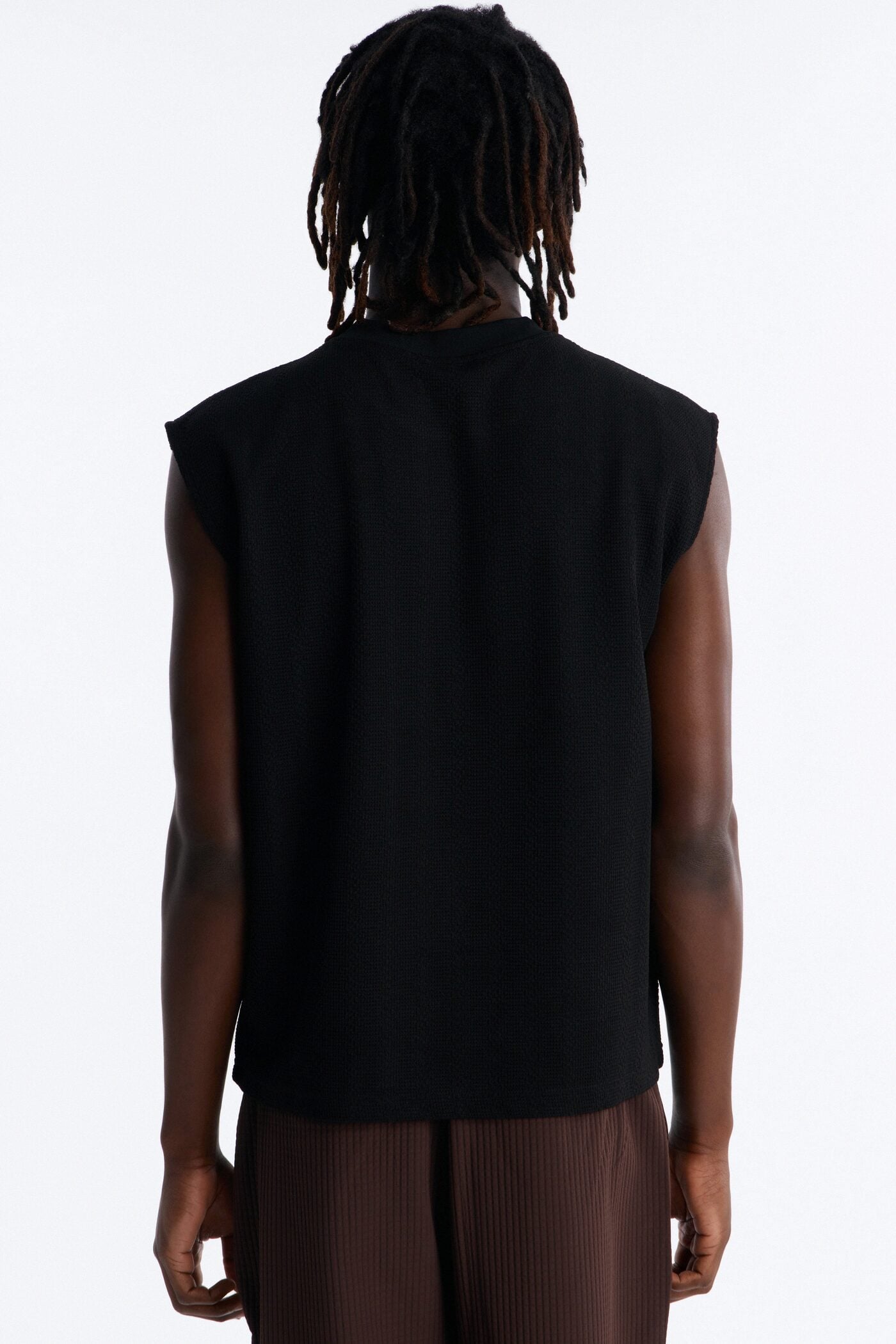 Relaxed Seabreeze By Starlight Sleeveless Tee - Black image 4
