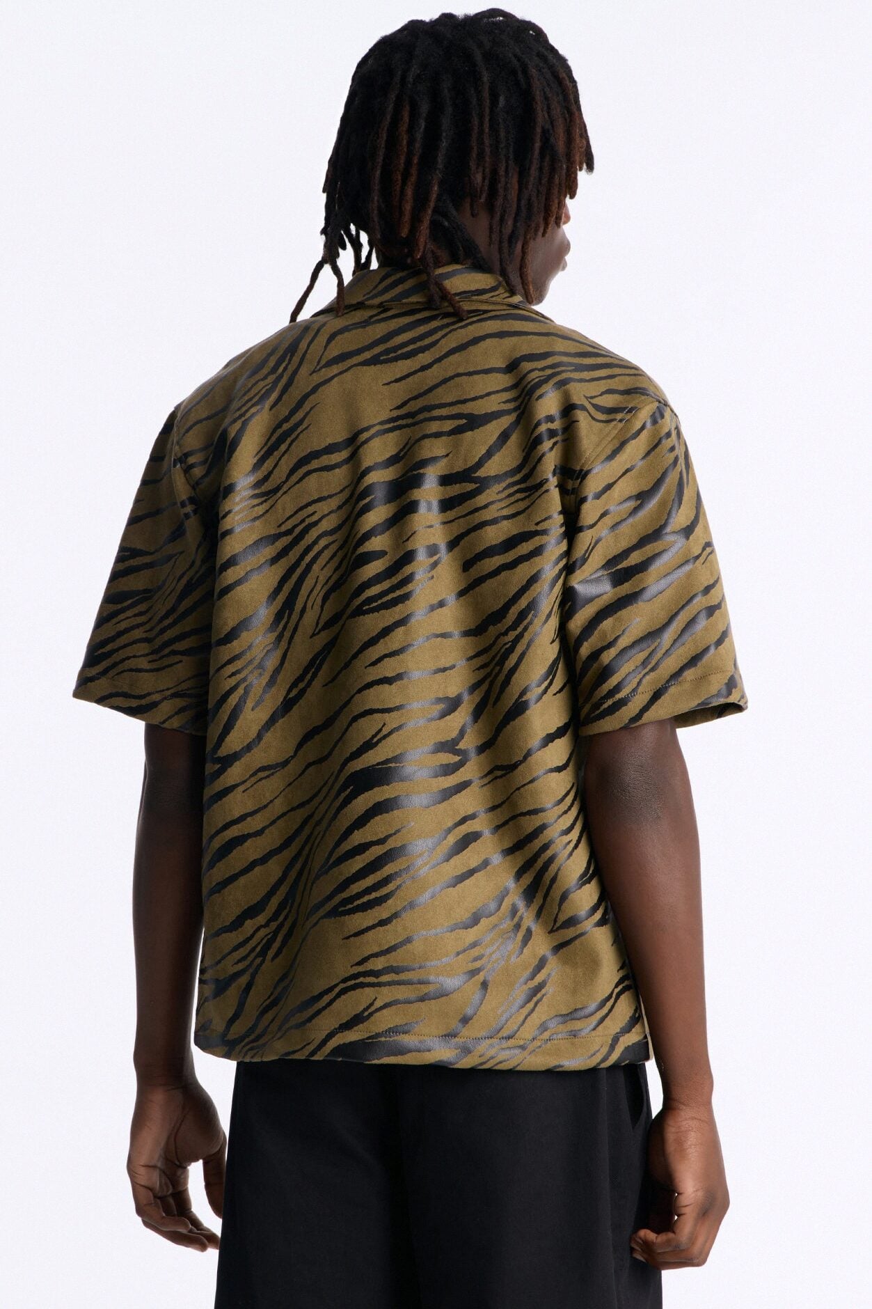 Can't Be Tamed Cuban Collar Button Up Shirt - Green image 4