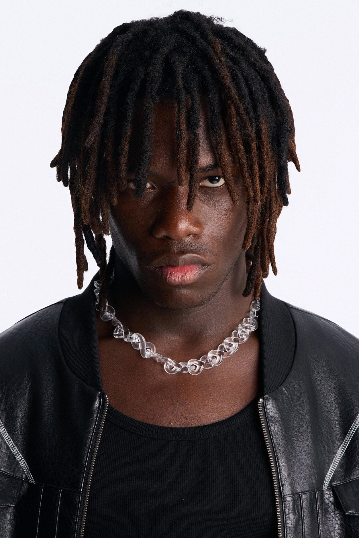 Thick Clear Infinity Chain Necklace - Clear image 2
