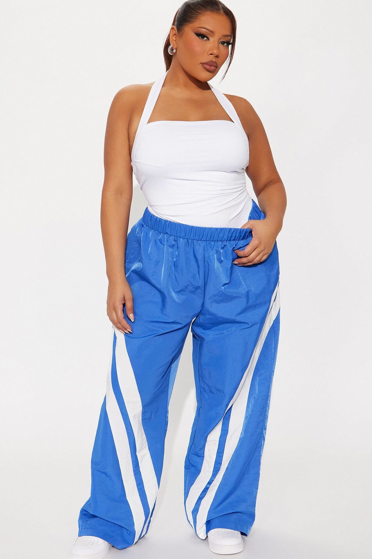 Follow The Curve Windbreaker Track Pant - Blue image 1