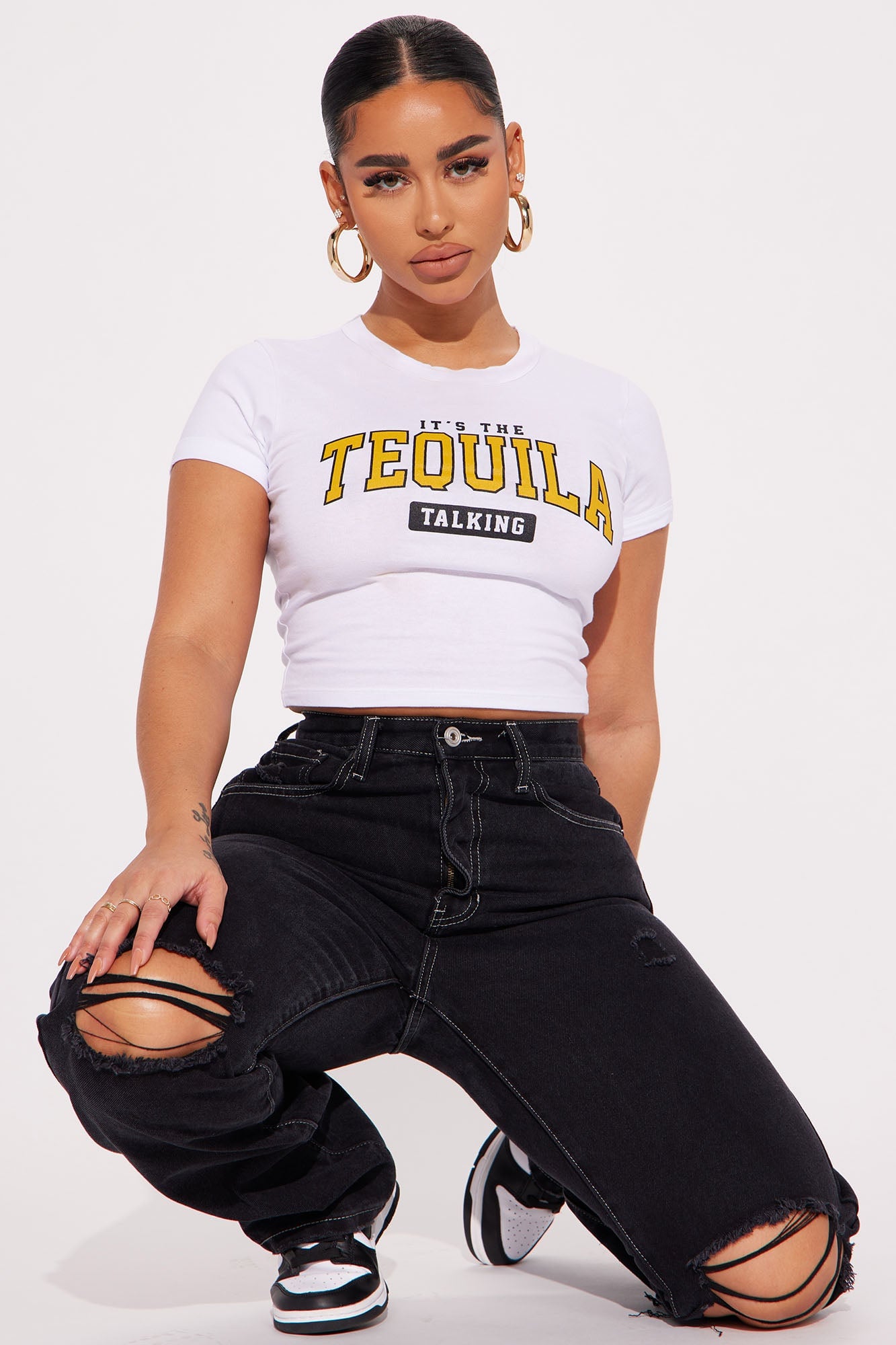 It's The Tequila Talking Tee - White image 4