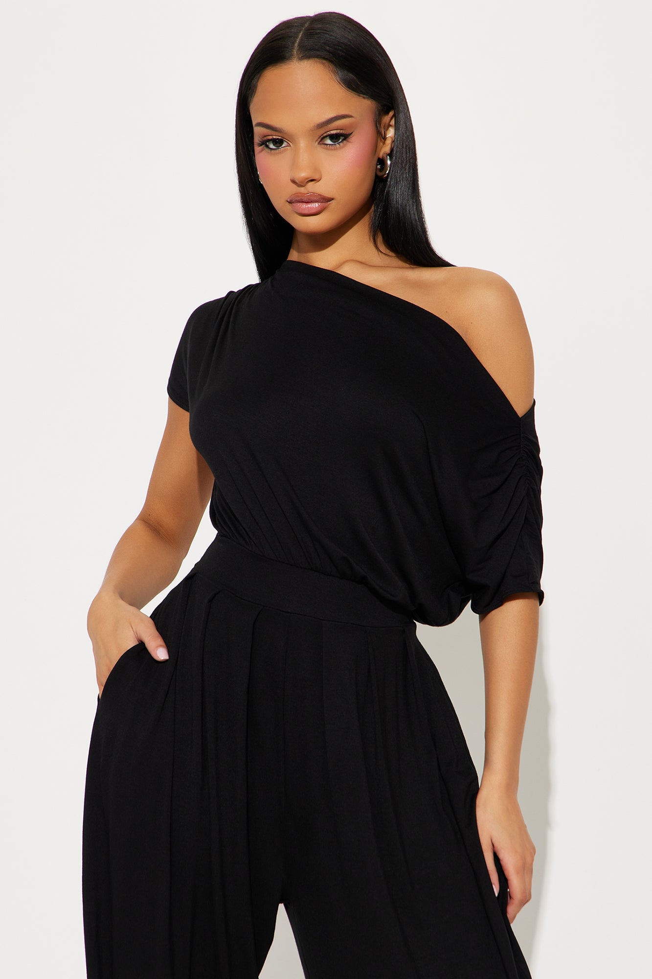 Emmaline Short Sleeve Jogger Jumpsuit - Black image 5
