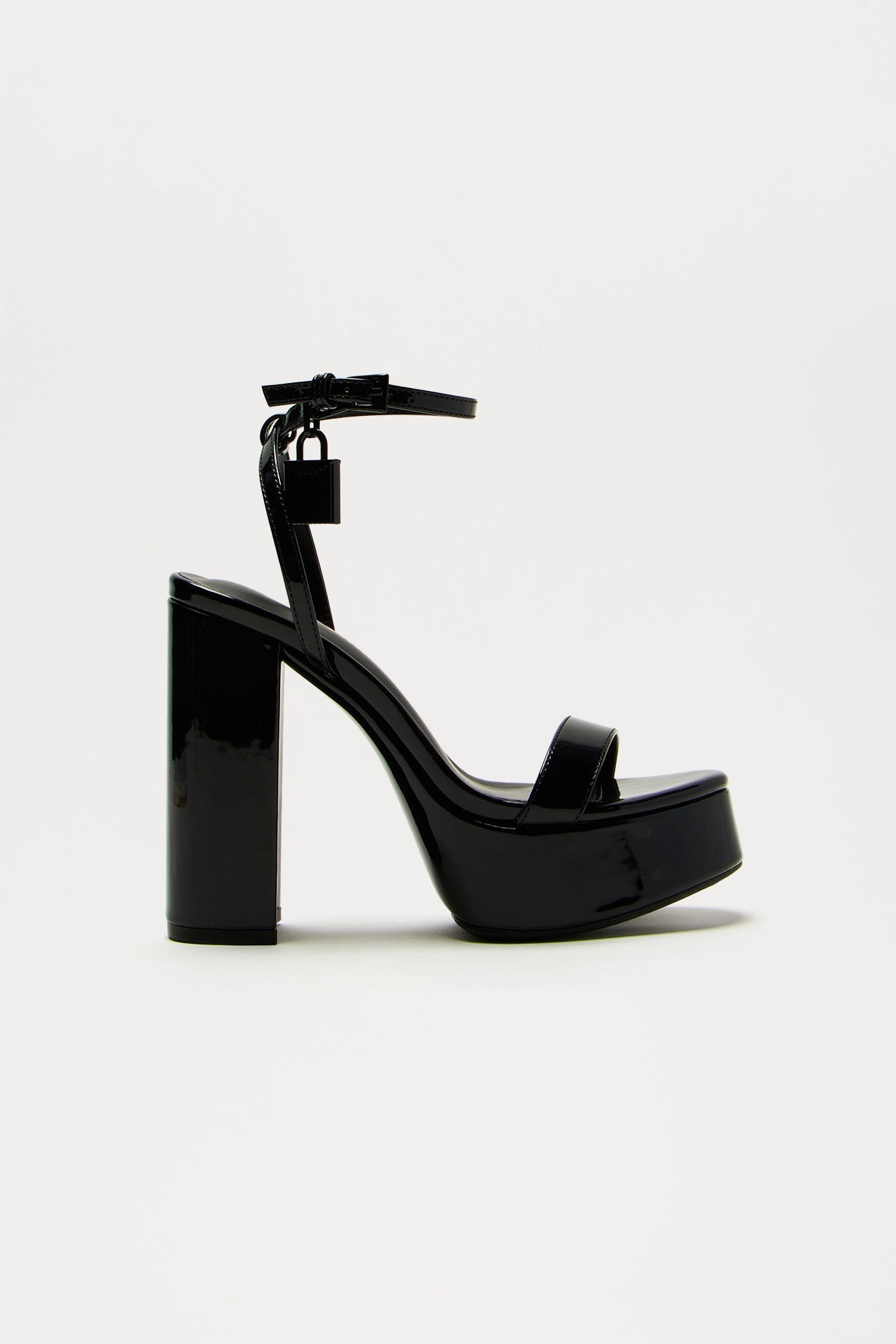 Never Average Heels - Black image 3