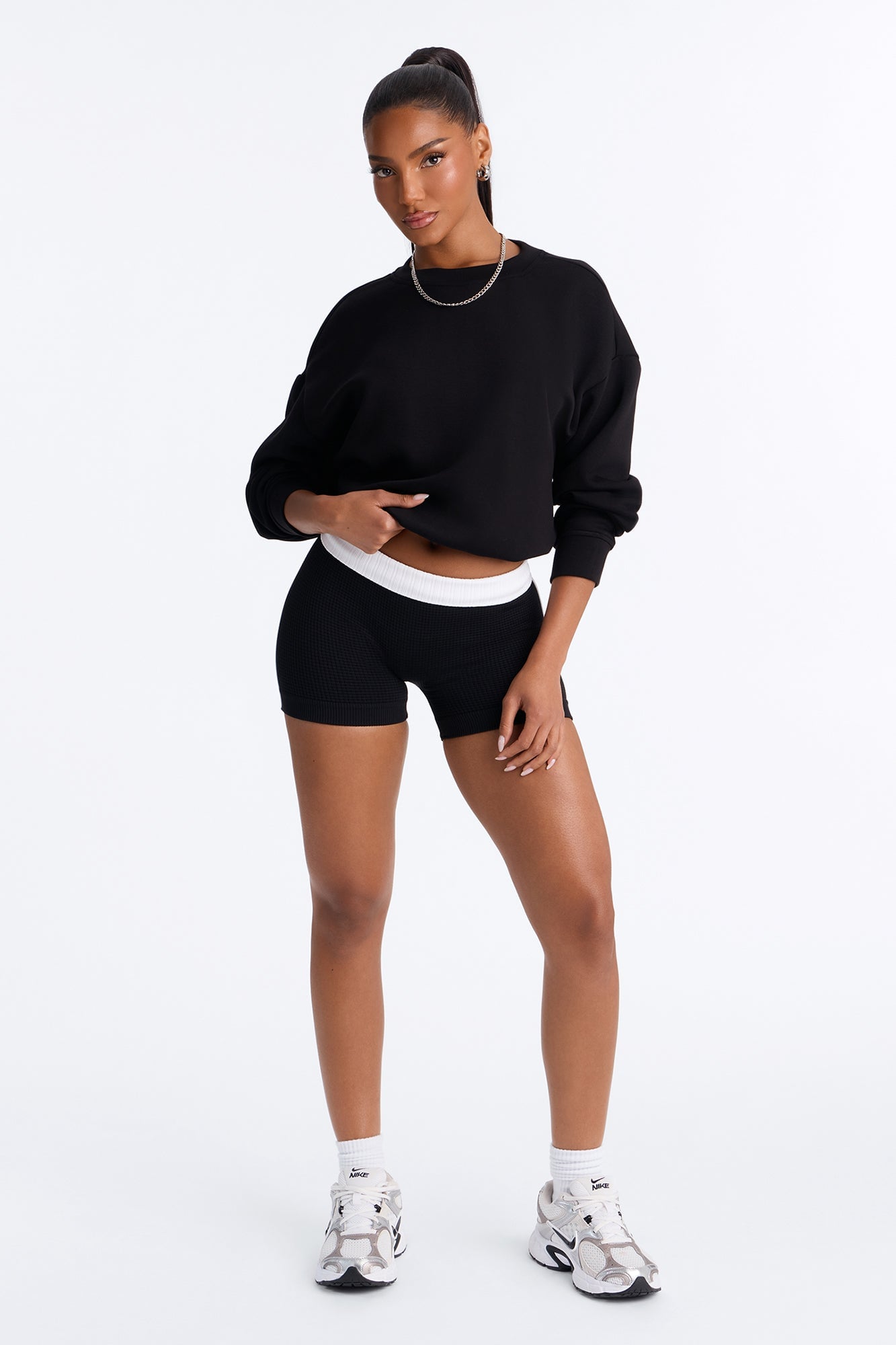 Bella Scuba Lounge Bubble Hem Sweatshirt - Black image 2