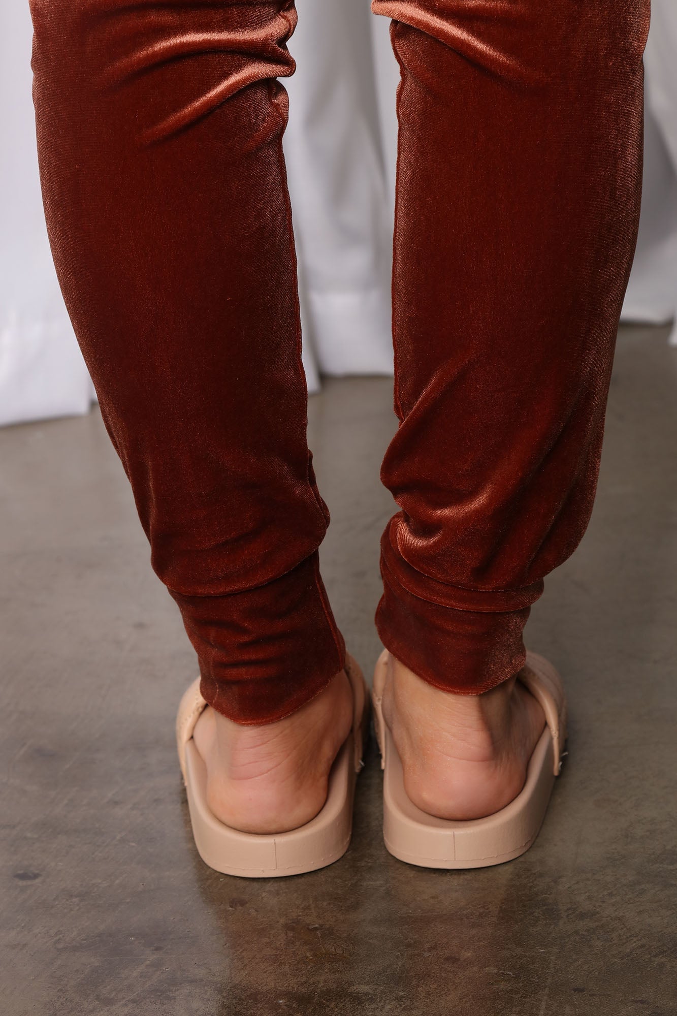 Always Trending Slides - Nude image 4