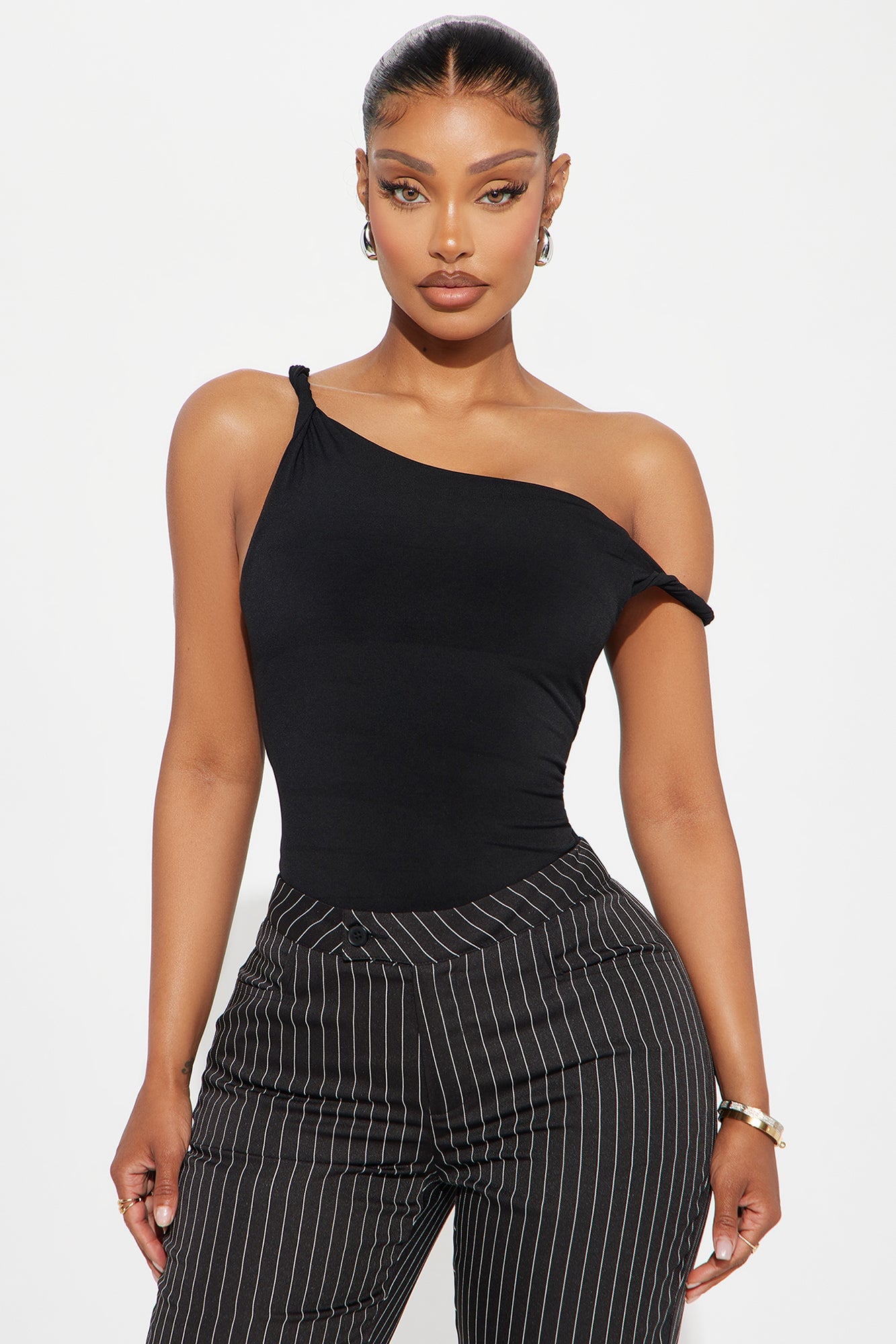 On Replay Twist Shoulder Top - Black image 4