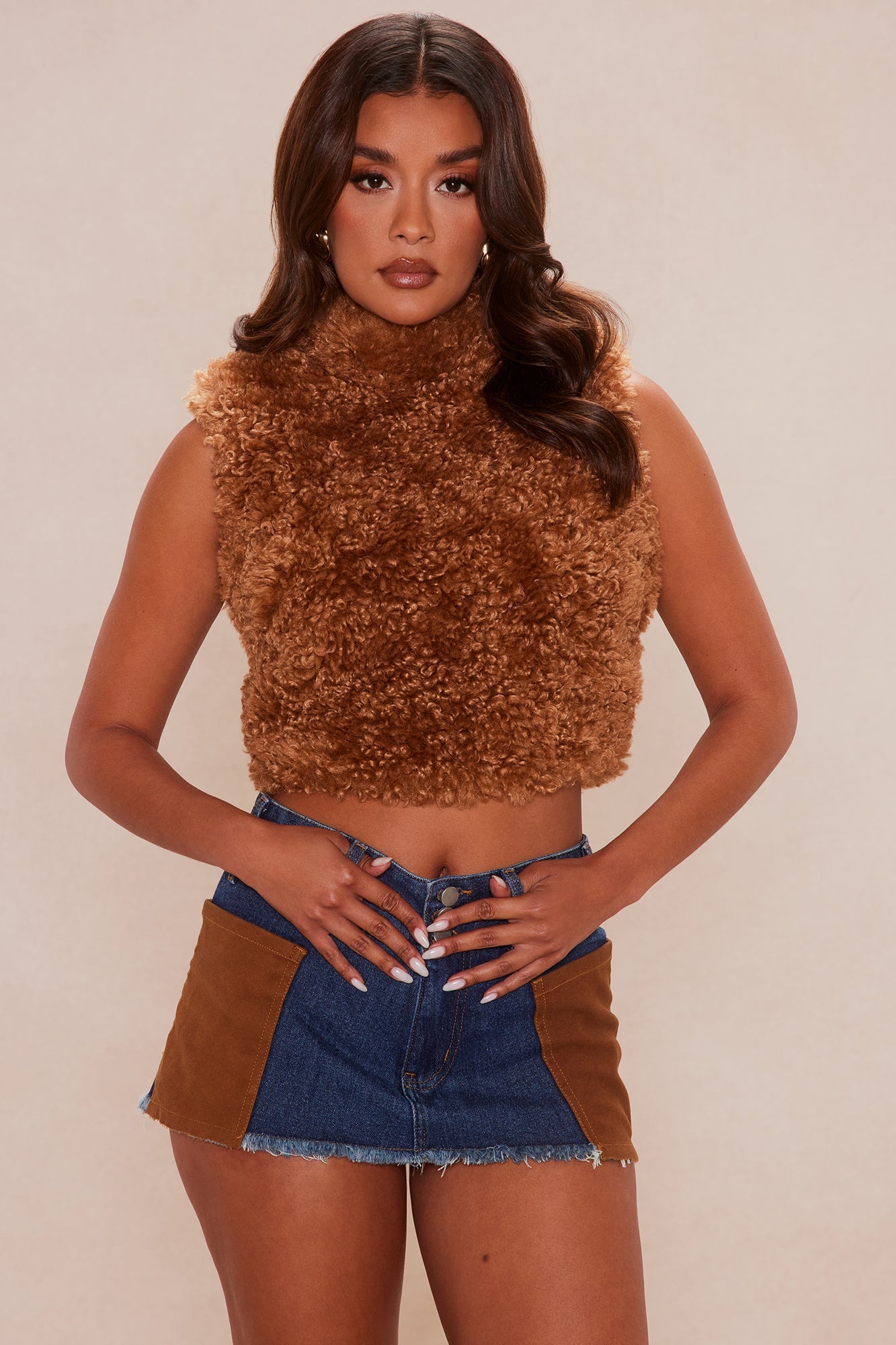 Iconic Sleeveless Fur Top - Camel image 5