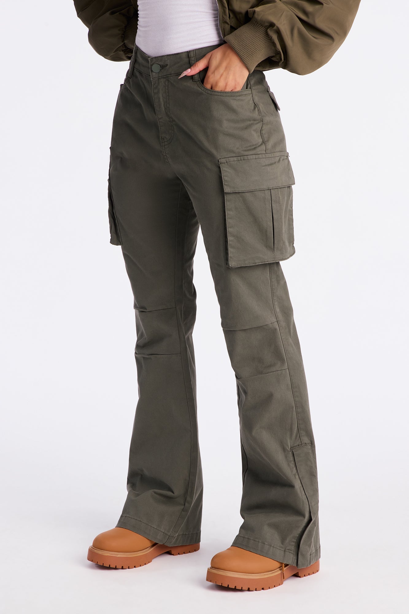 She's a Keeper Cargo Pant - Military Green image 6