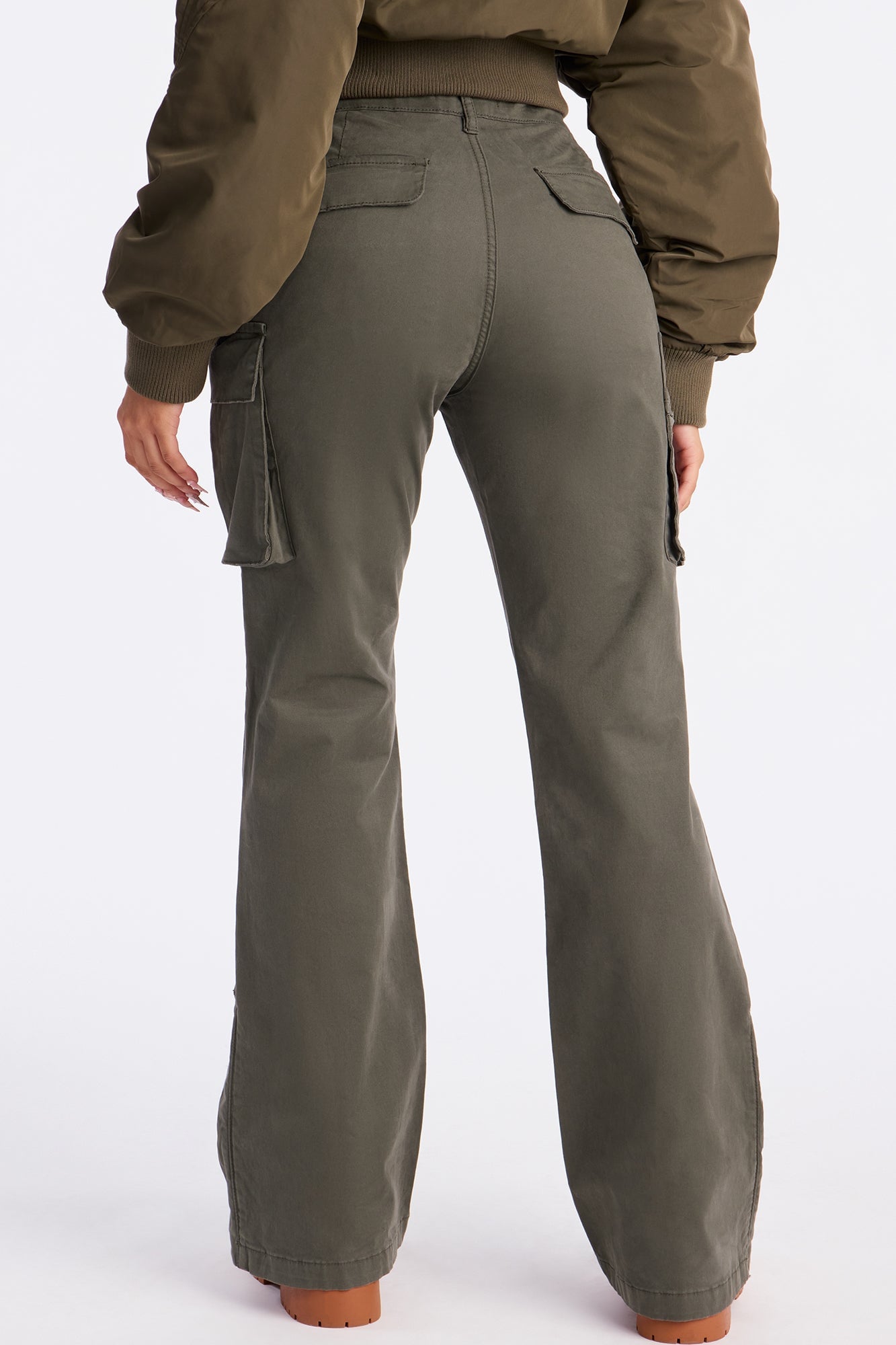 She's a Keeper Cargo Pant - Military Green image 7