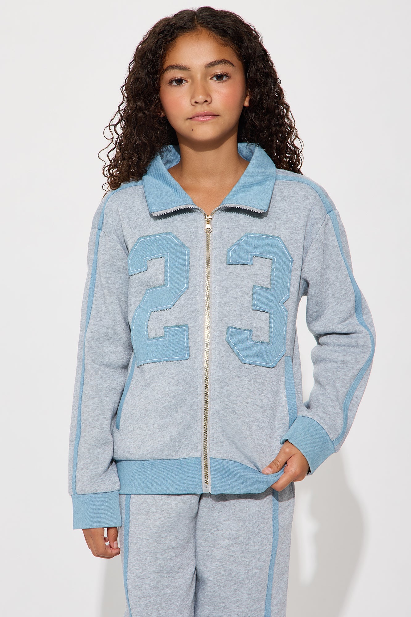 Mini Chill Girl 23 Sweatshirt And Pant Set - Grey/combo image 1