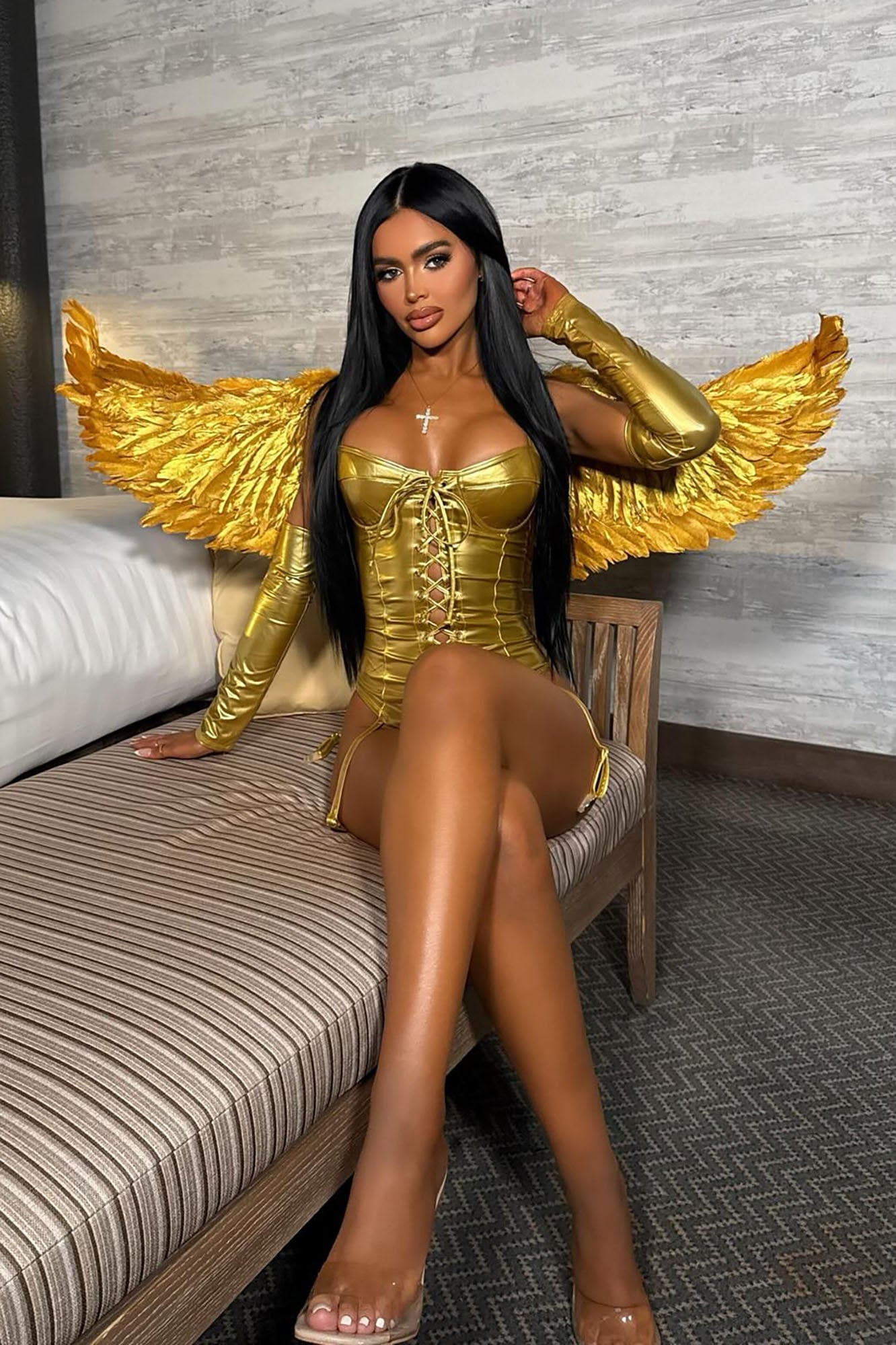 Angel Energy 4 Piece Costume Set - Gold image 12