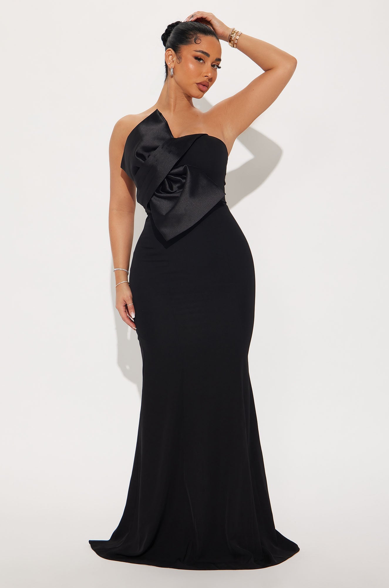 Elegant Moment Gown - Black image 4