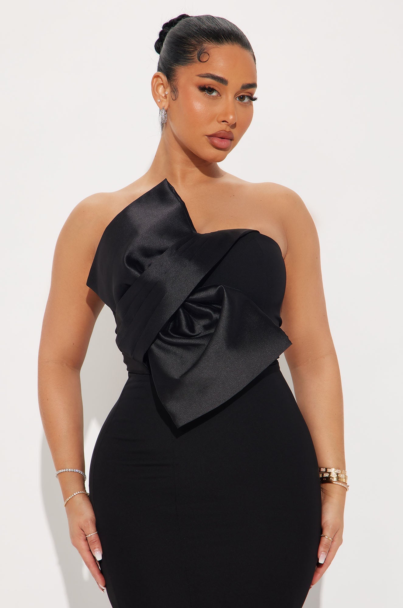 Elegant Moment Gown - Black image 5