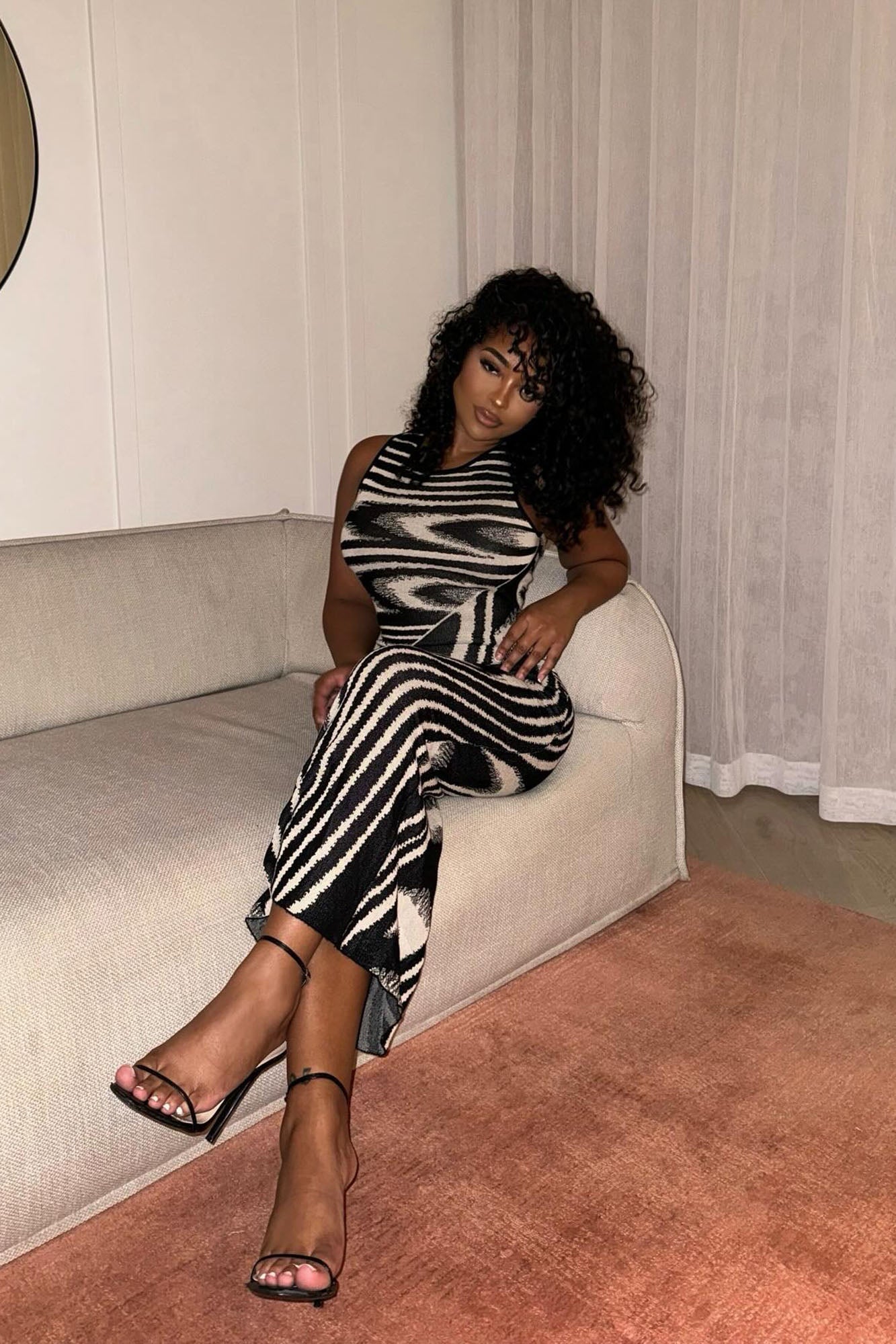 Kira Sweater Maxi Dress - Black/White image 9