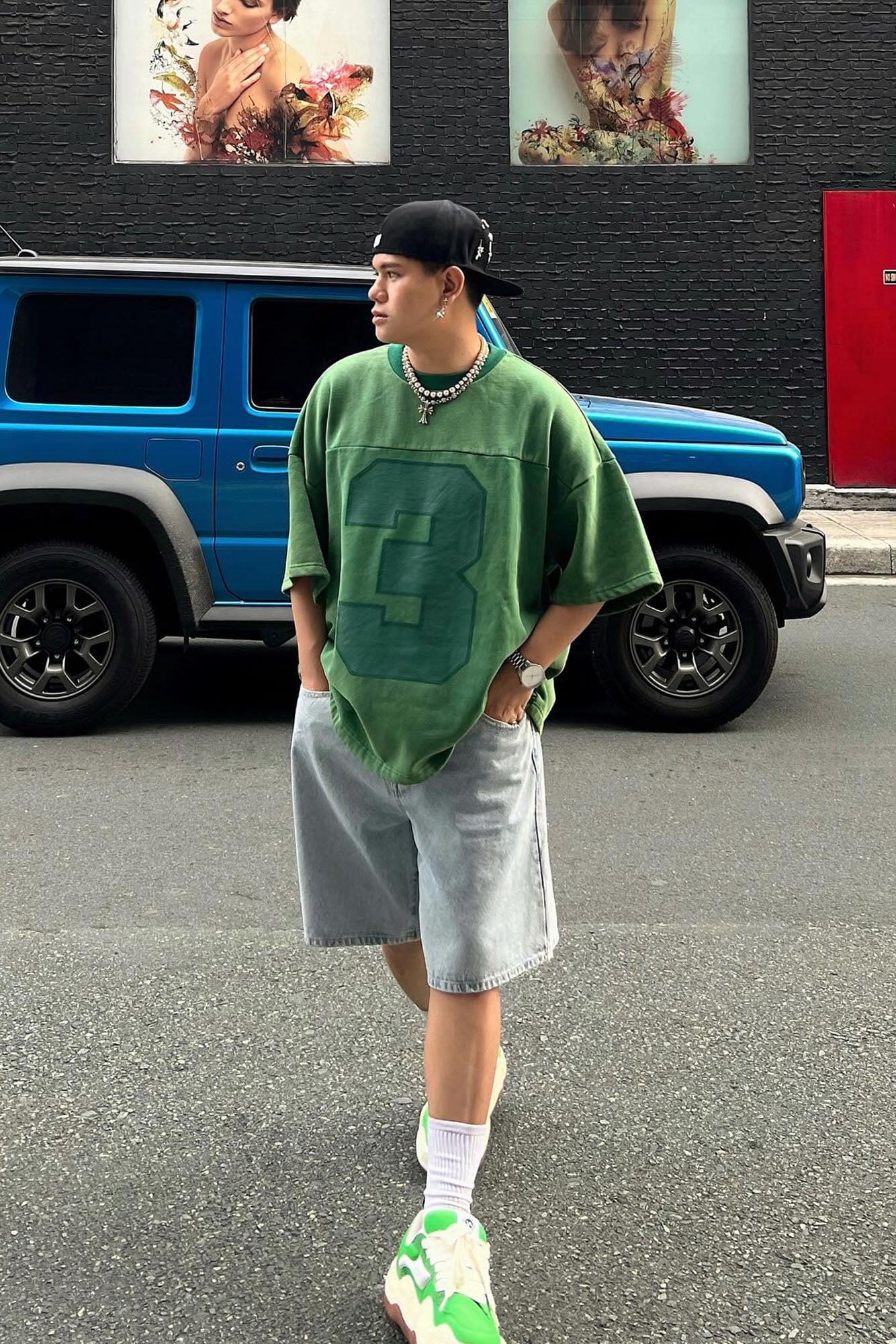 Kyle Oversized Tee - Green image 6