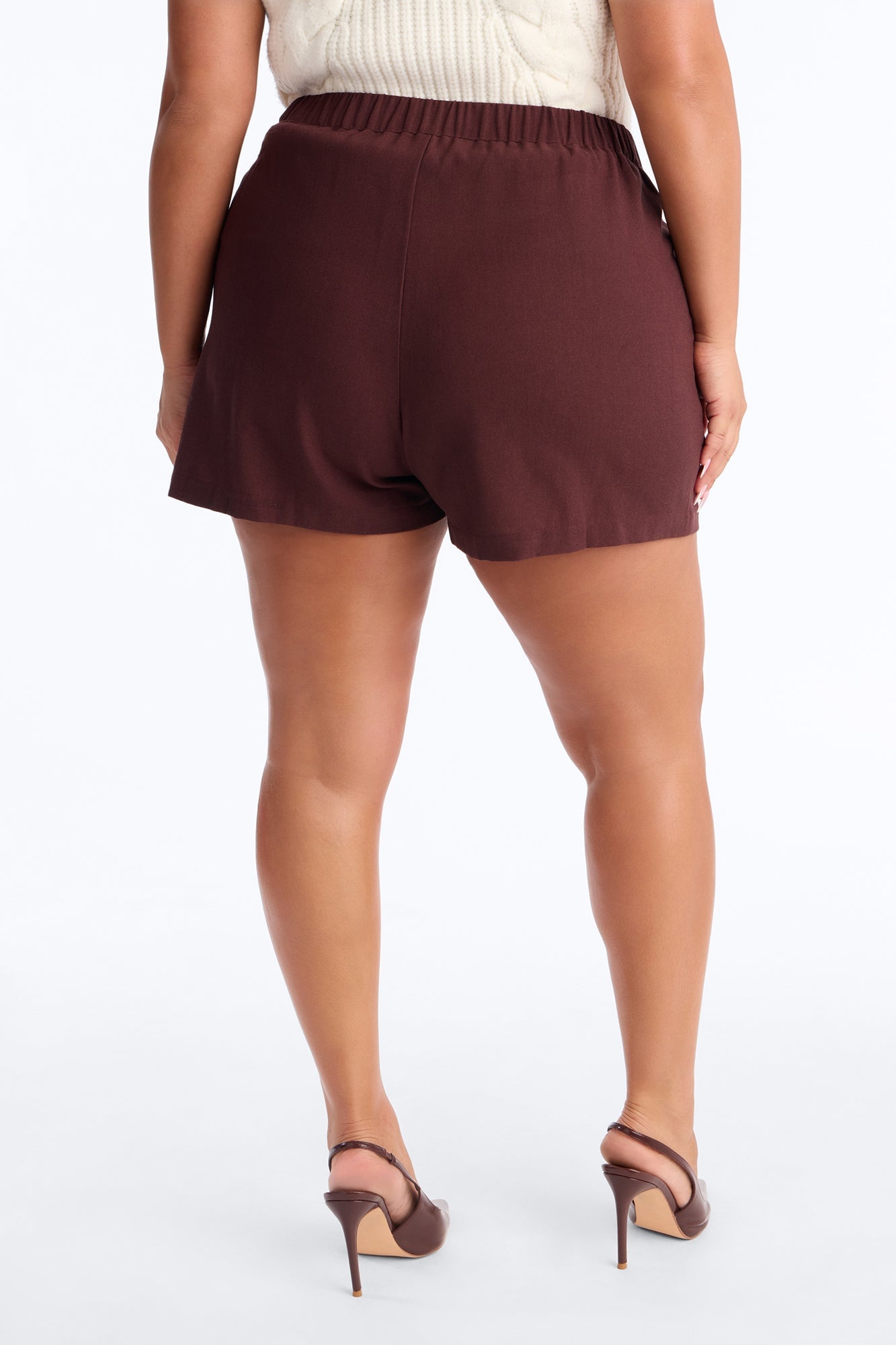 Katie Linen Trouser Short - Chocolate image 4