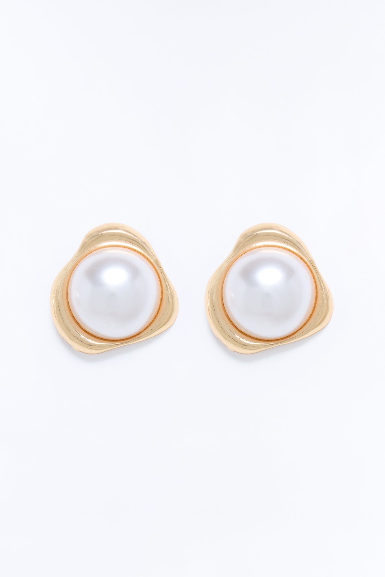 Ocean Pearl Stud Earrings - Gold/combo image 3